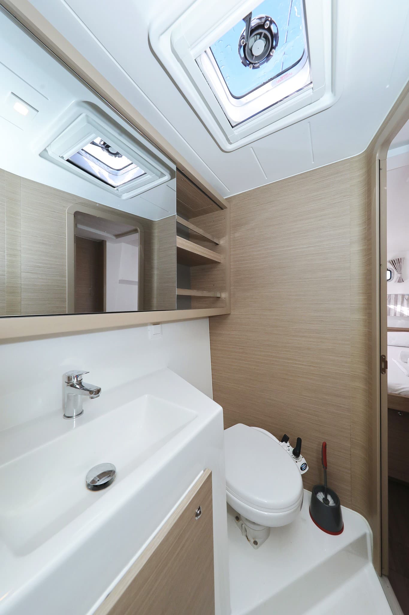 Lagoon 42 - photo 46