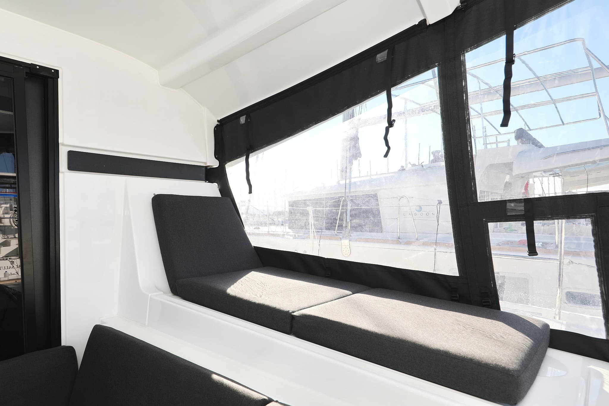 Lagoon 42 - photo 22