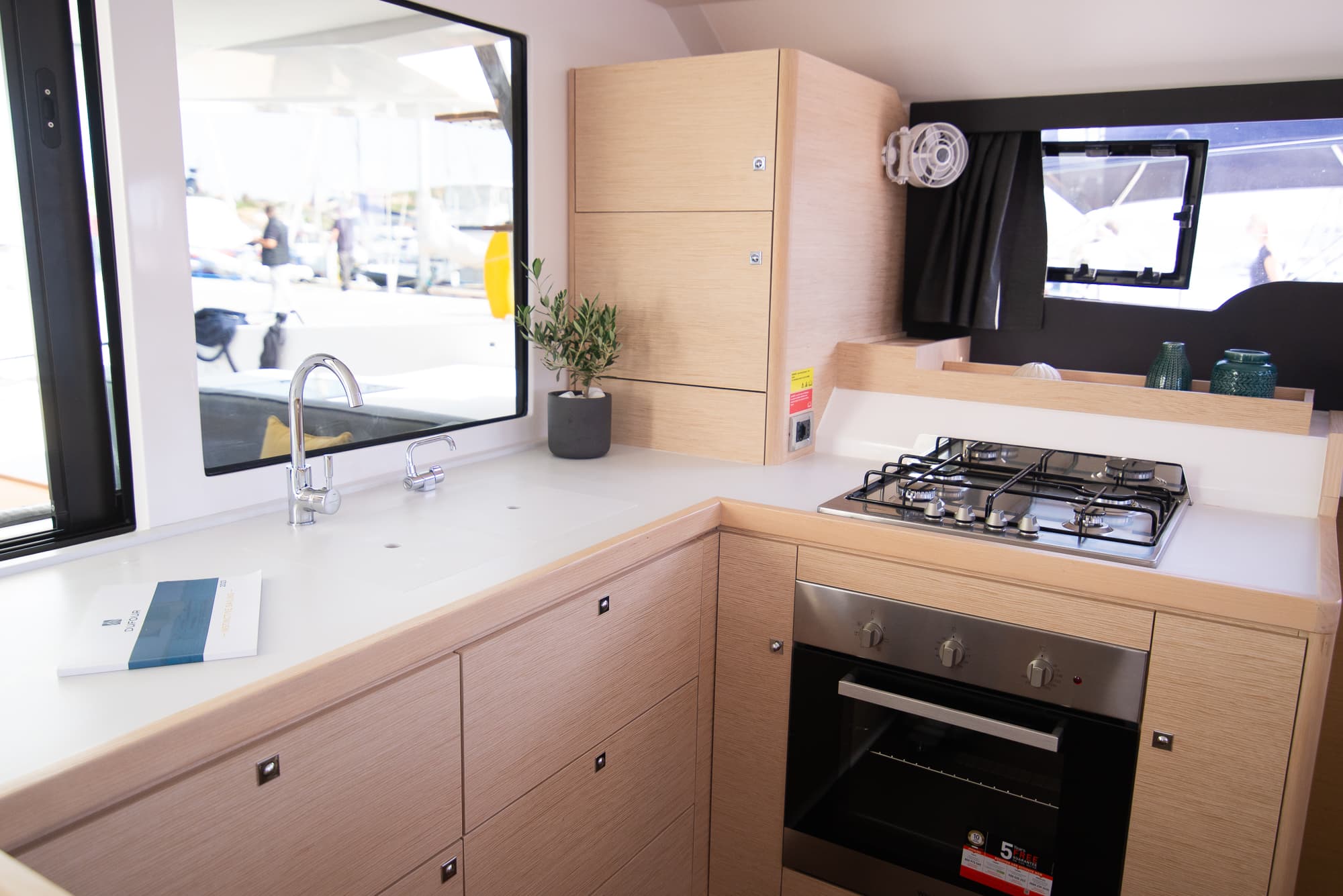 Dufour Catamaran 48 - photo 9