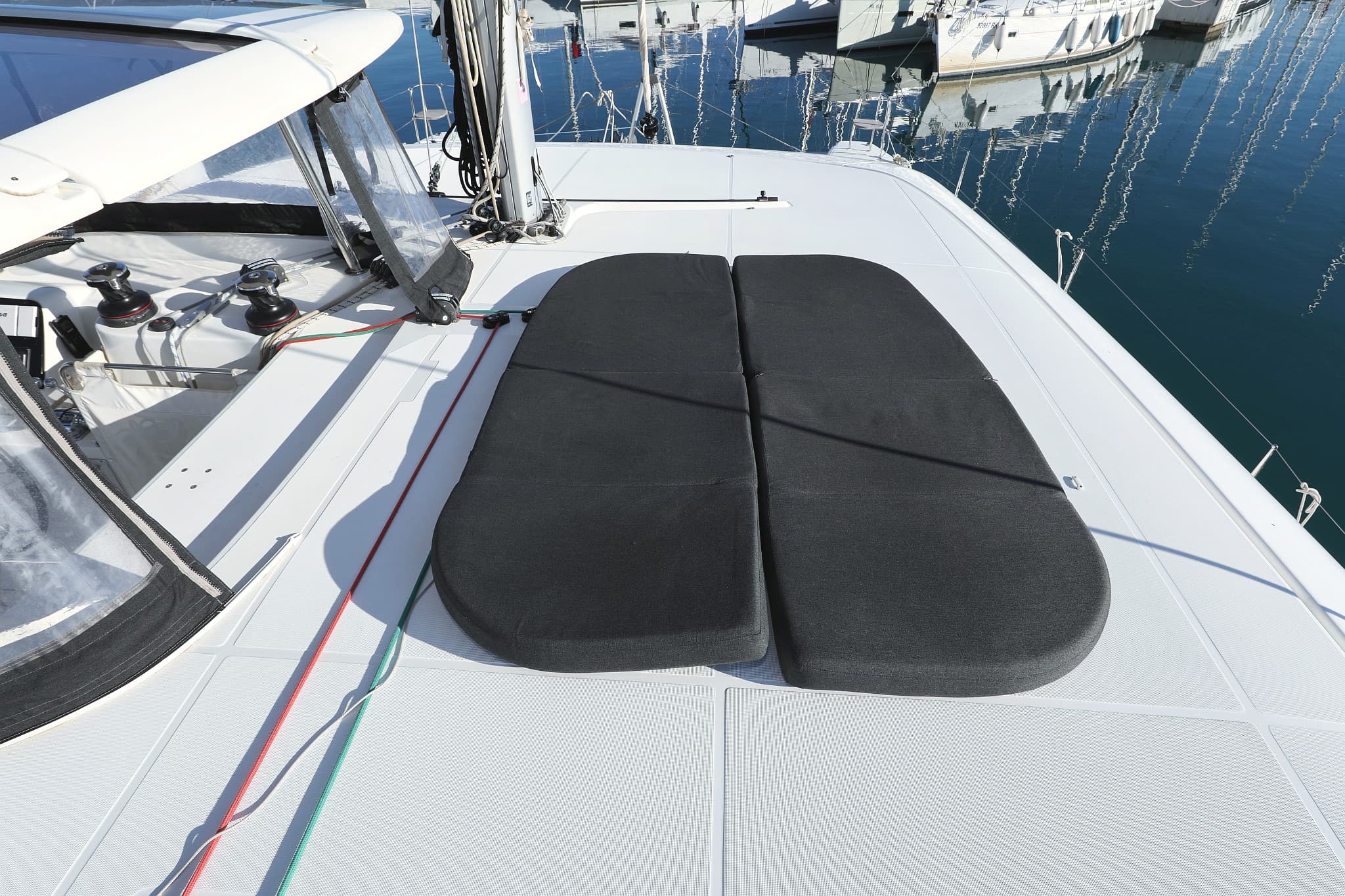 Lagoon 42 - photo 19