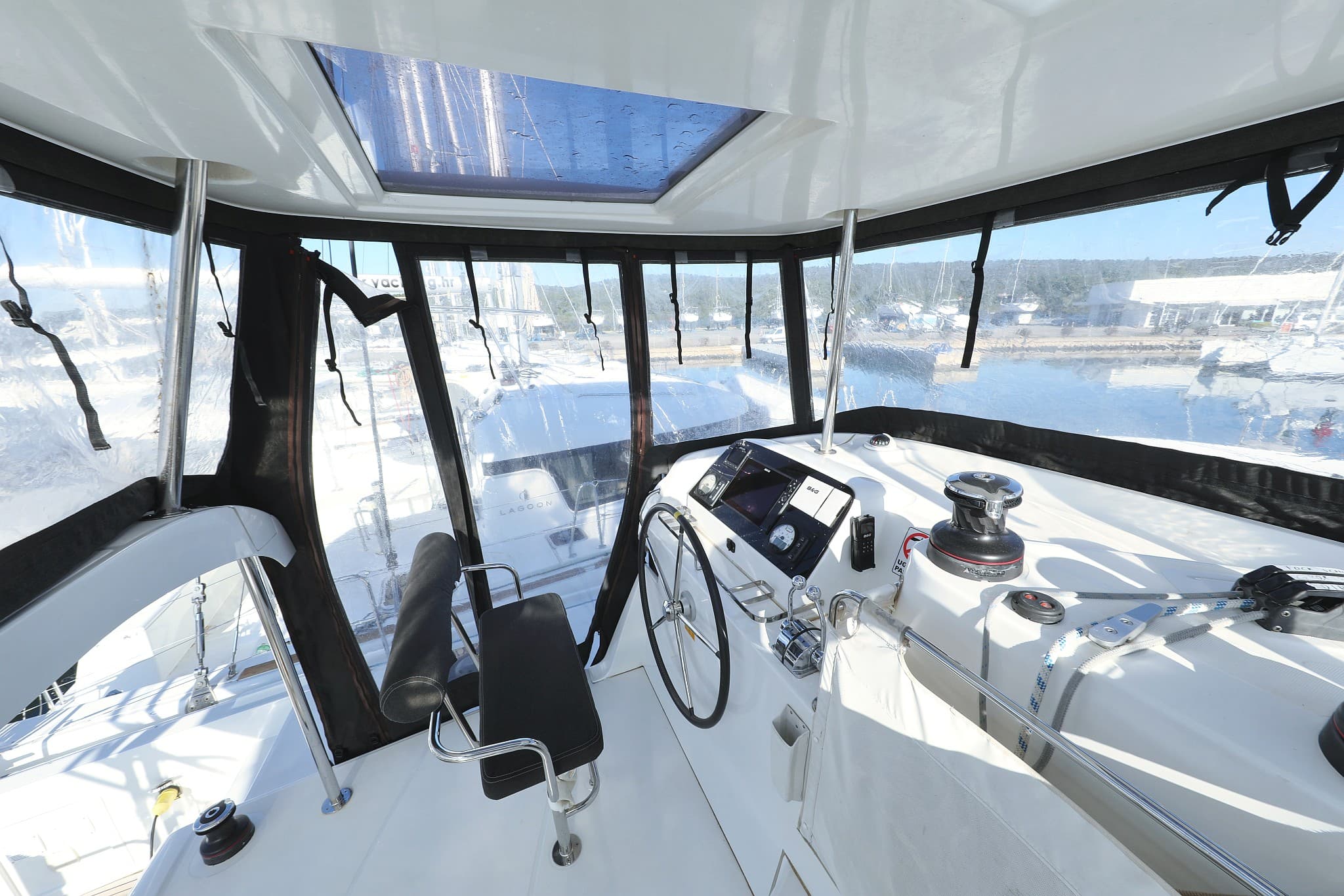 Lagoon 42 - photo 39