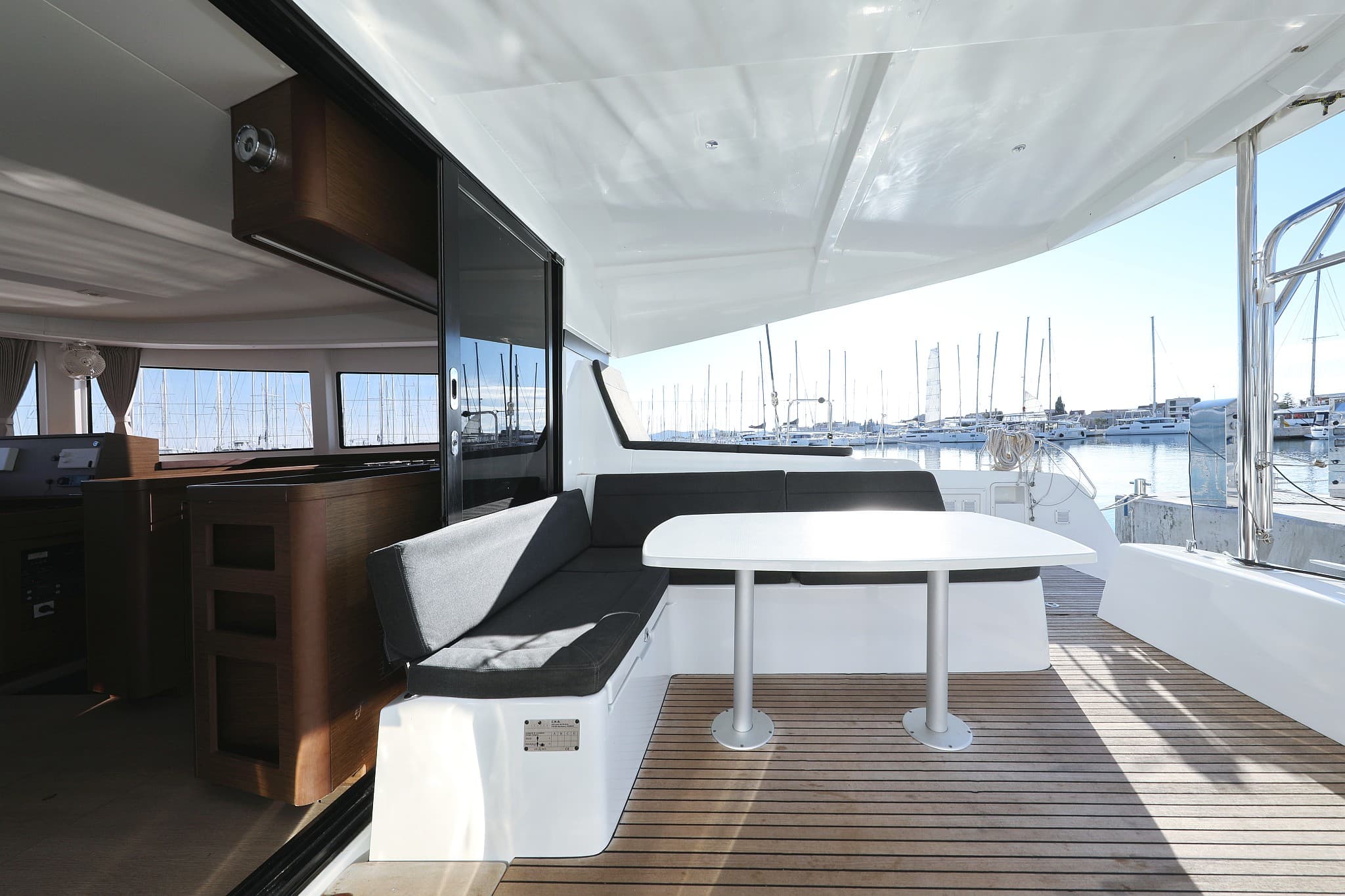 Lagoon 42 - photo 15