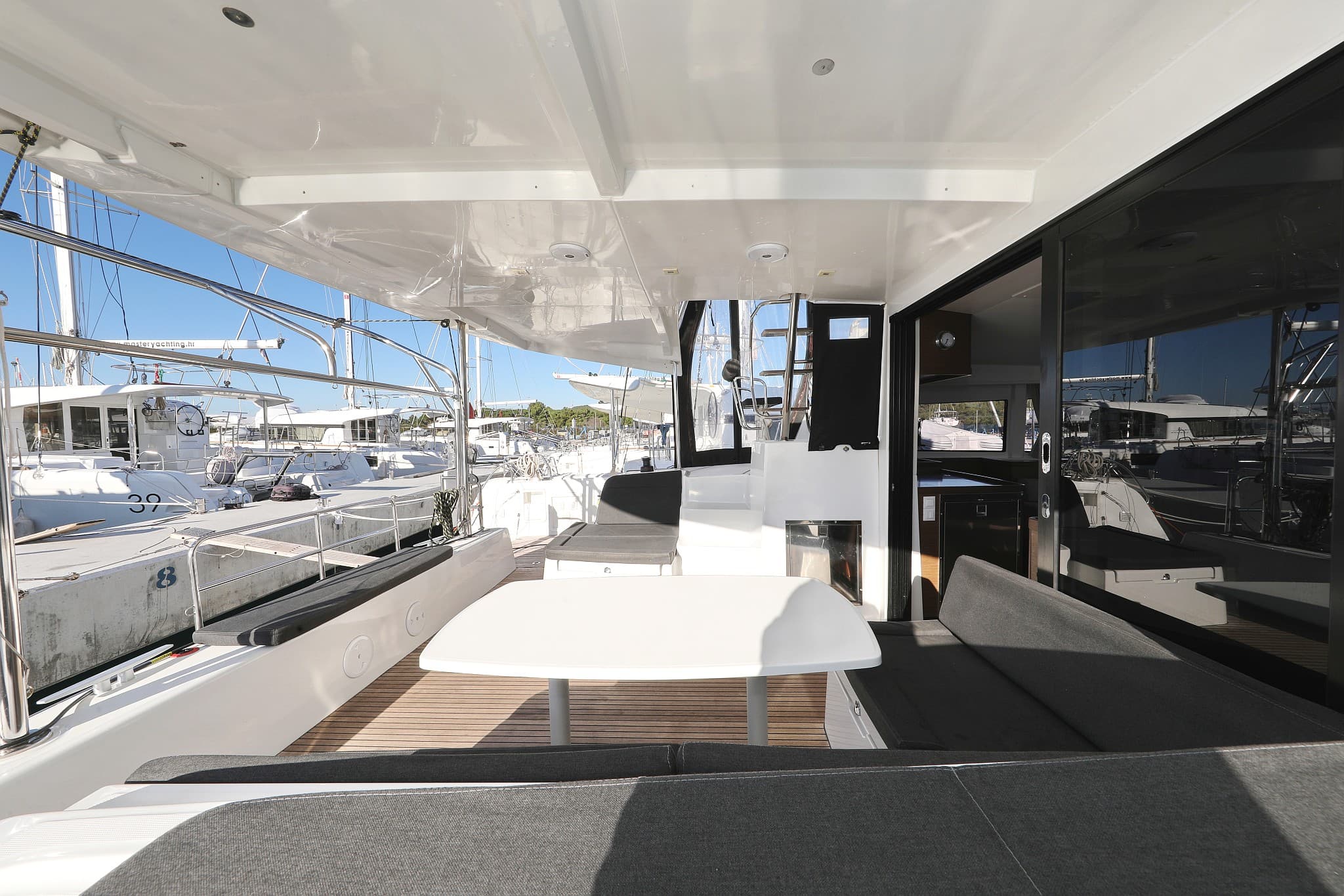 Lagoon 42 - photo 18