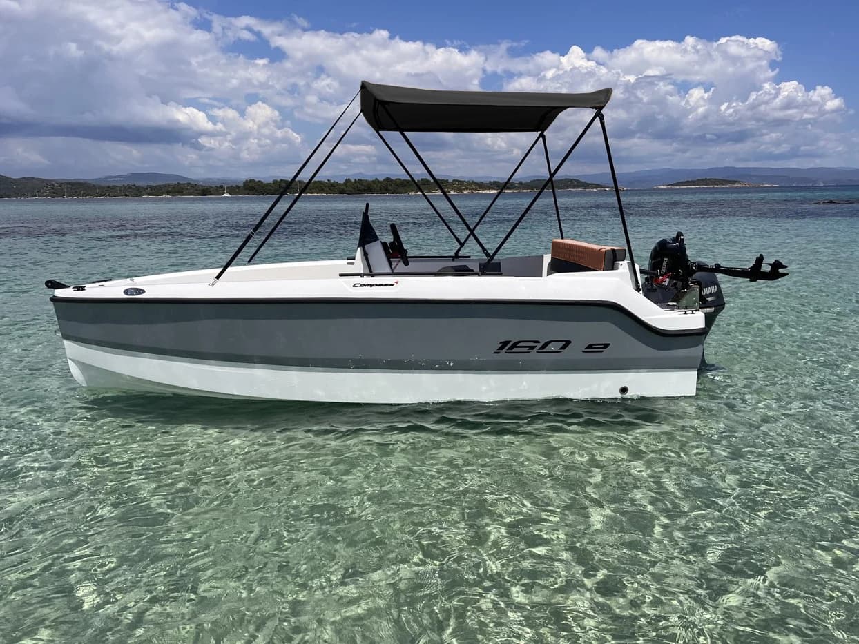 Compass 160e - photo