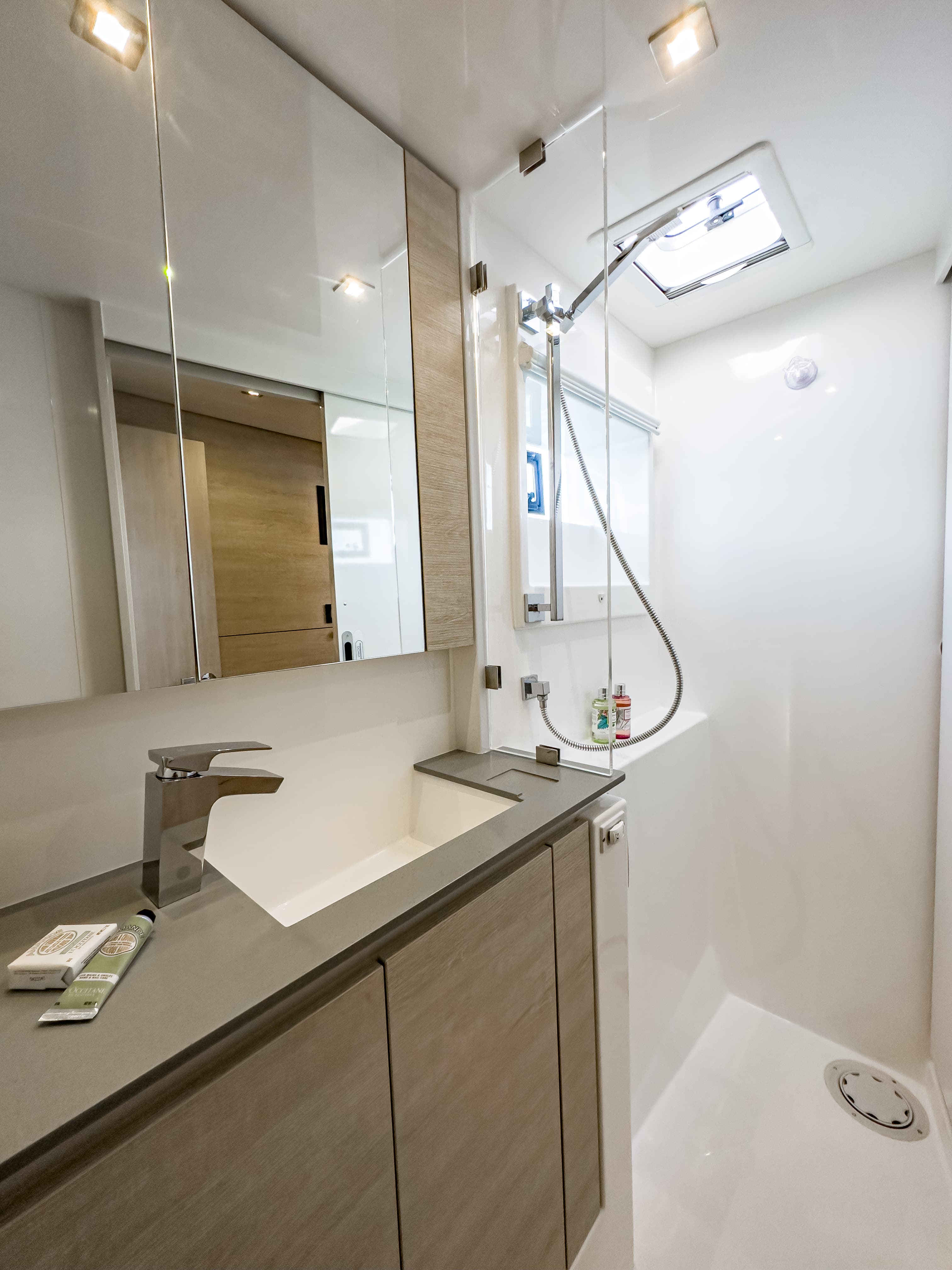 Leopard 50 - photo 28