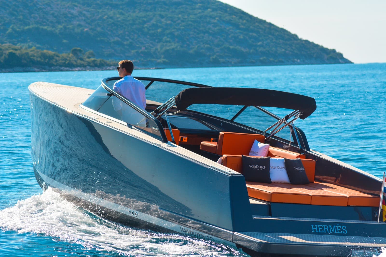 VanDutch 32 - photo 4