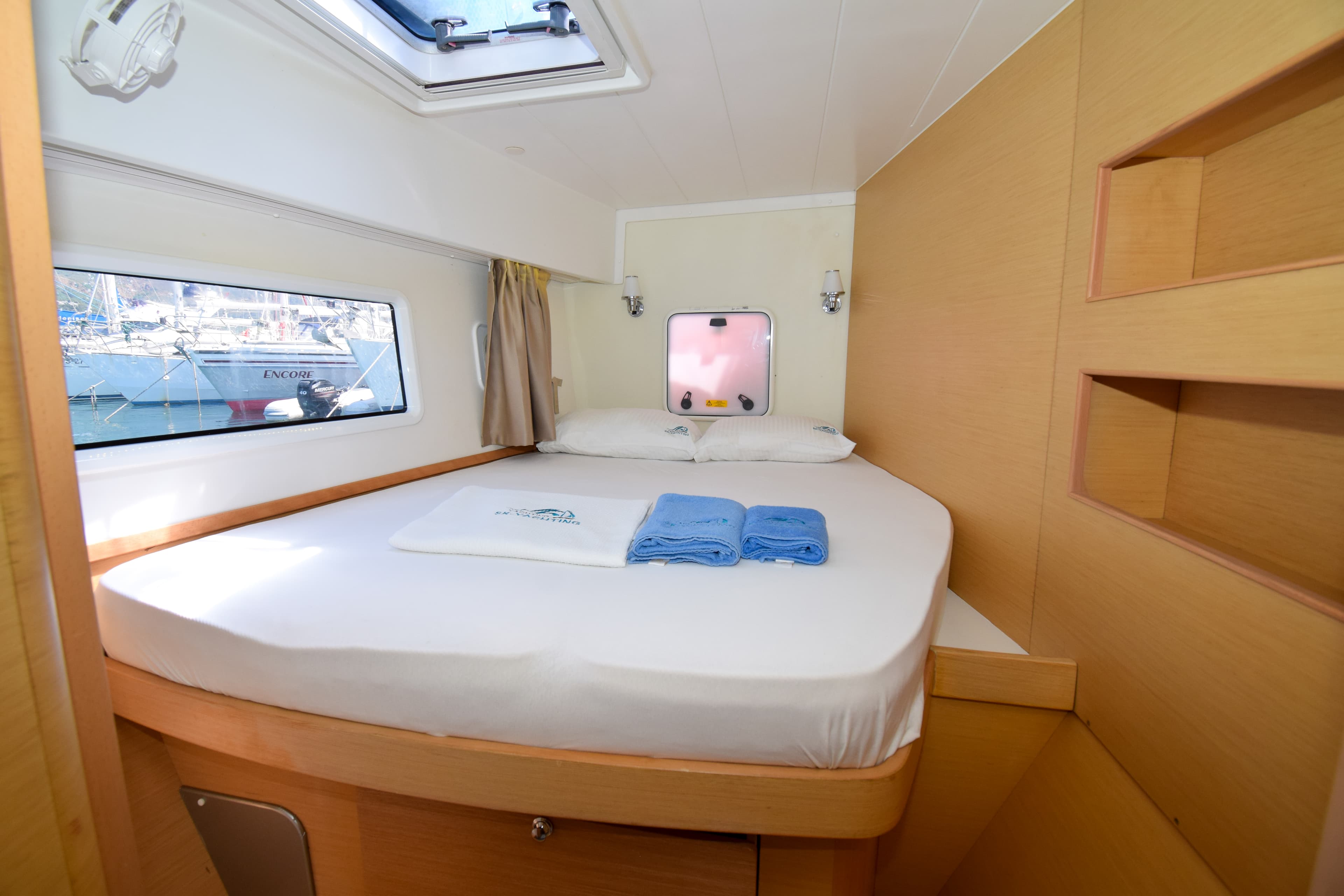 Lagoon 42 - photo 35