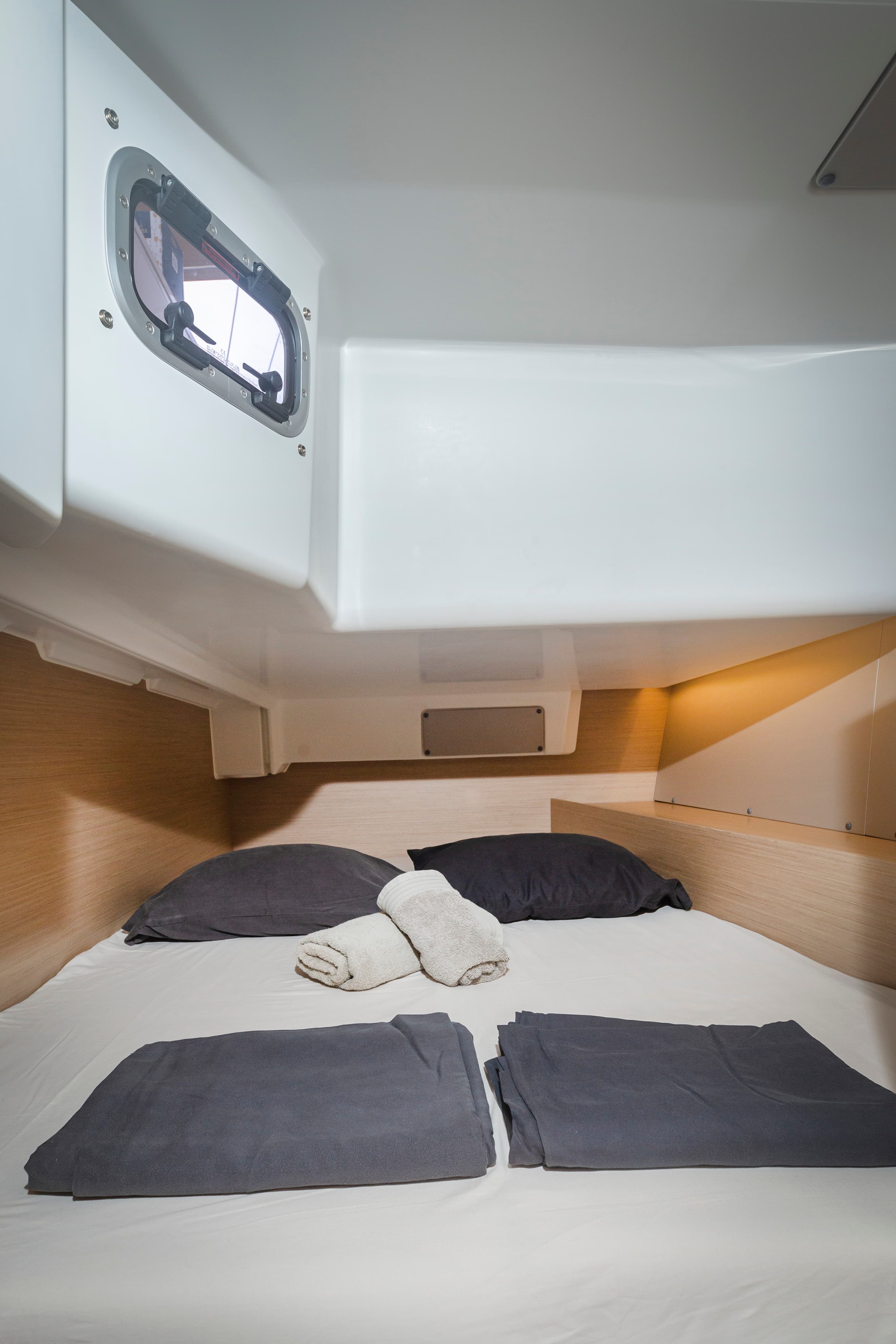 Oceanis 34.1 - photo 18