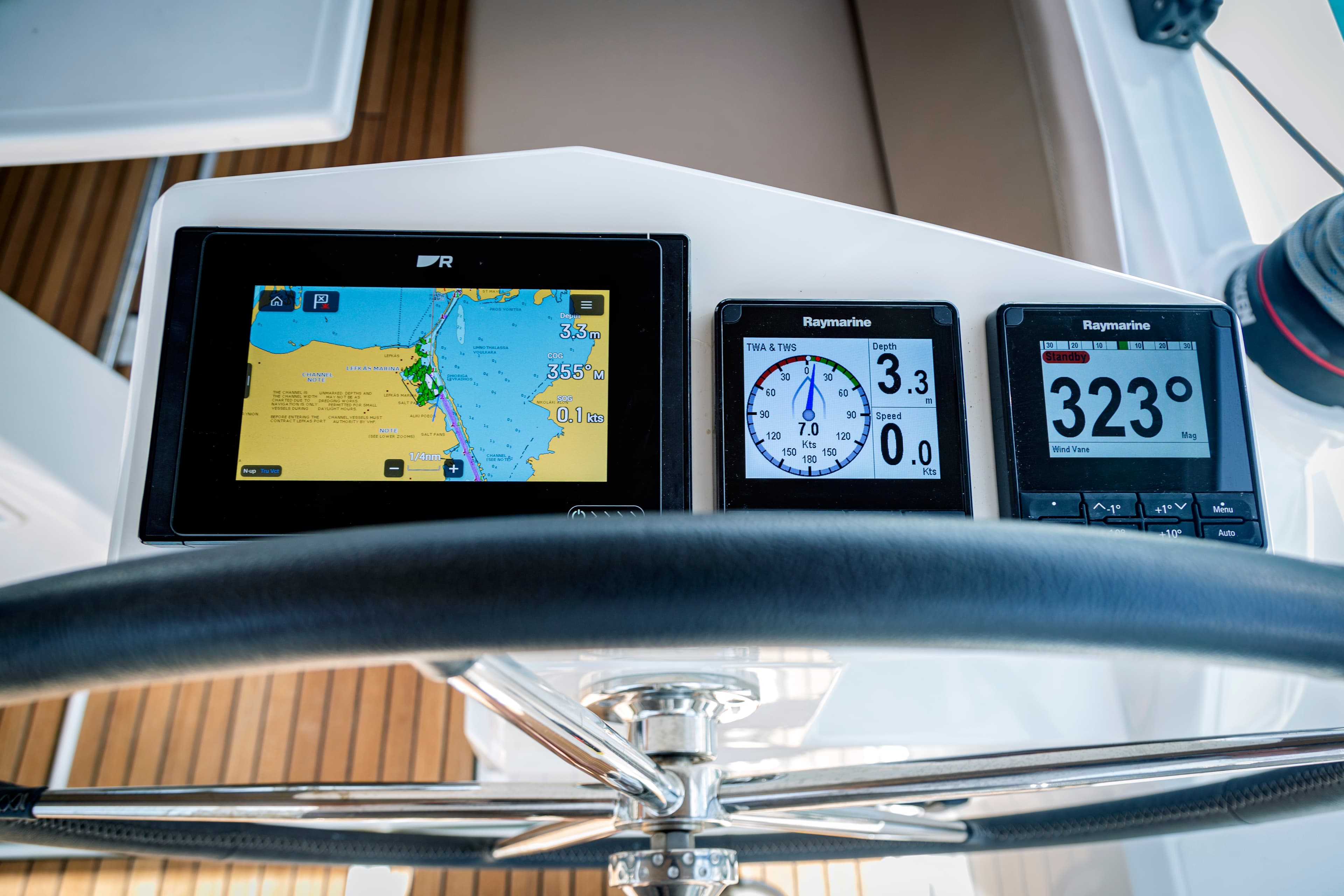 Oceanis 34.1 - photo 14