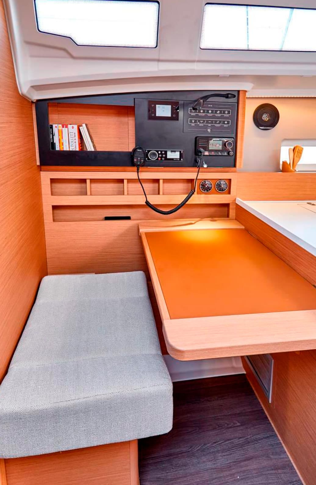 Sun Odyssey 410 - photo 5