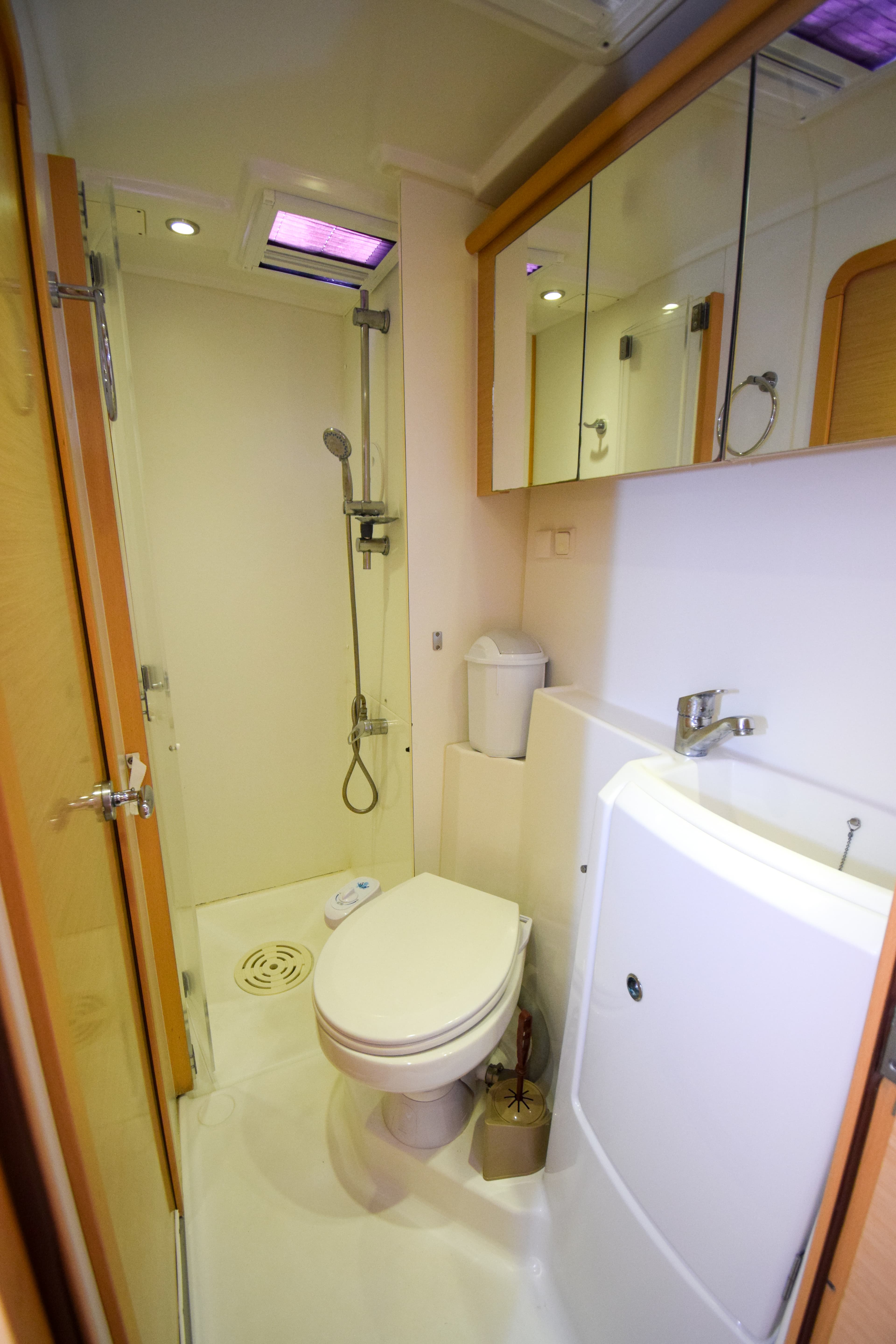 Lagoon 421 - photo 51