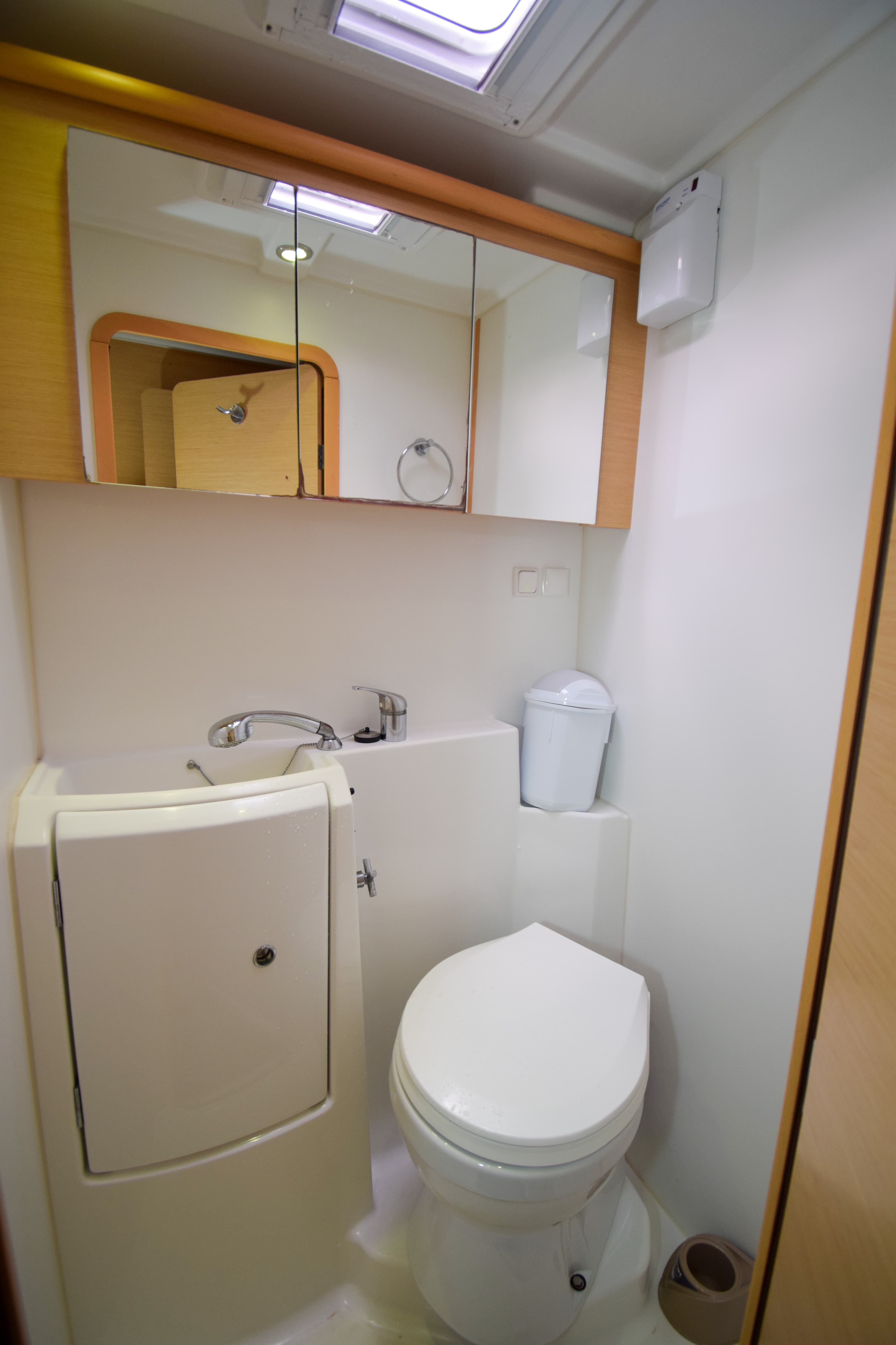 Lagoon 421 - photo 31