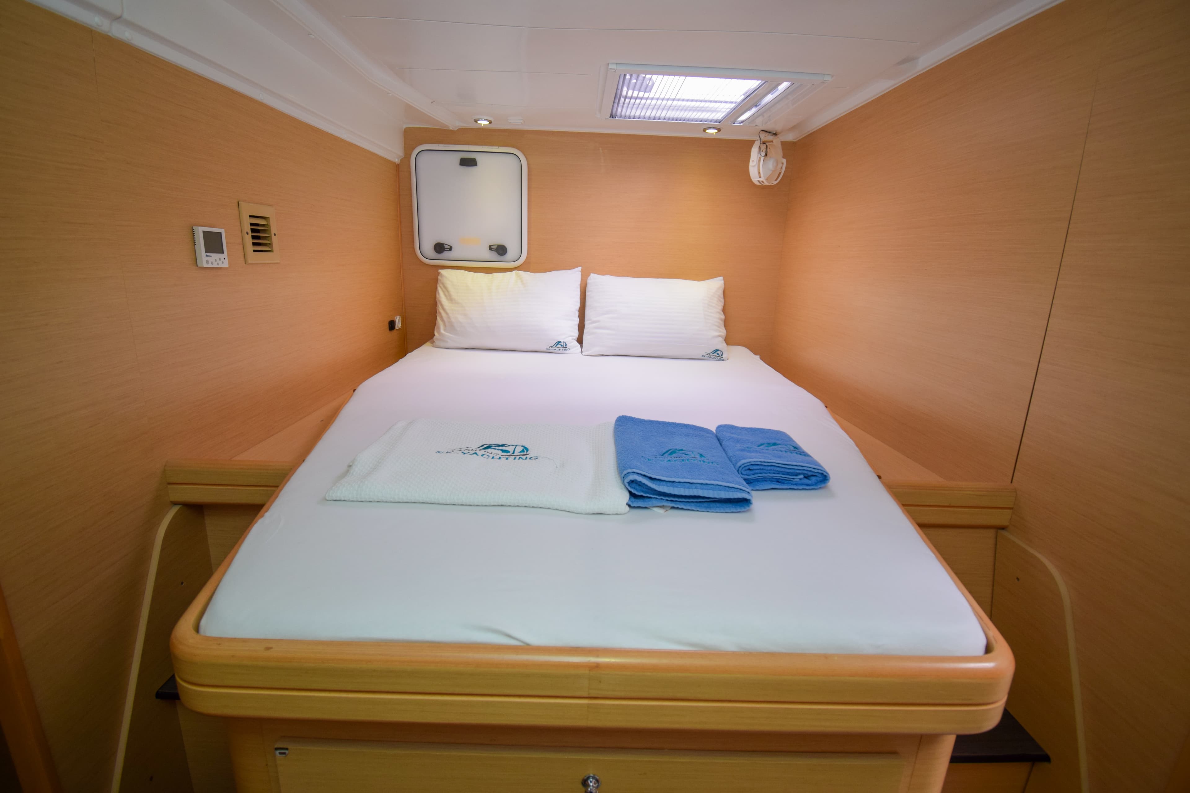 Lagoon 421 - photo 10