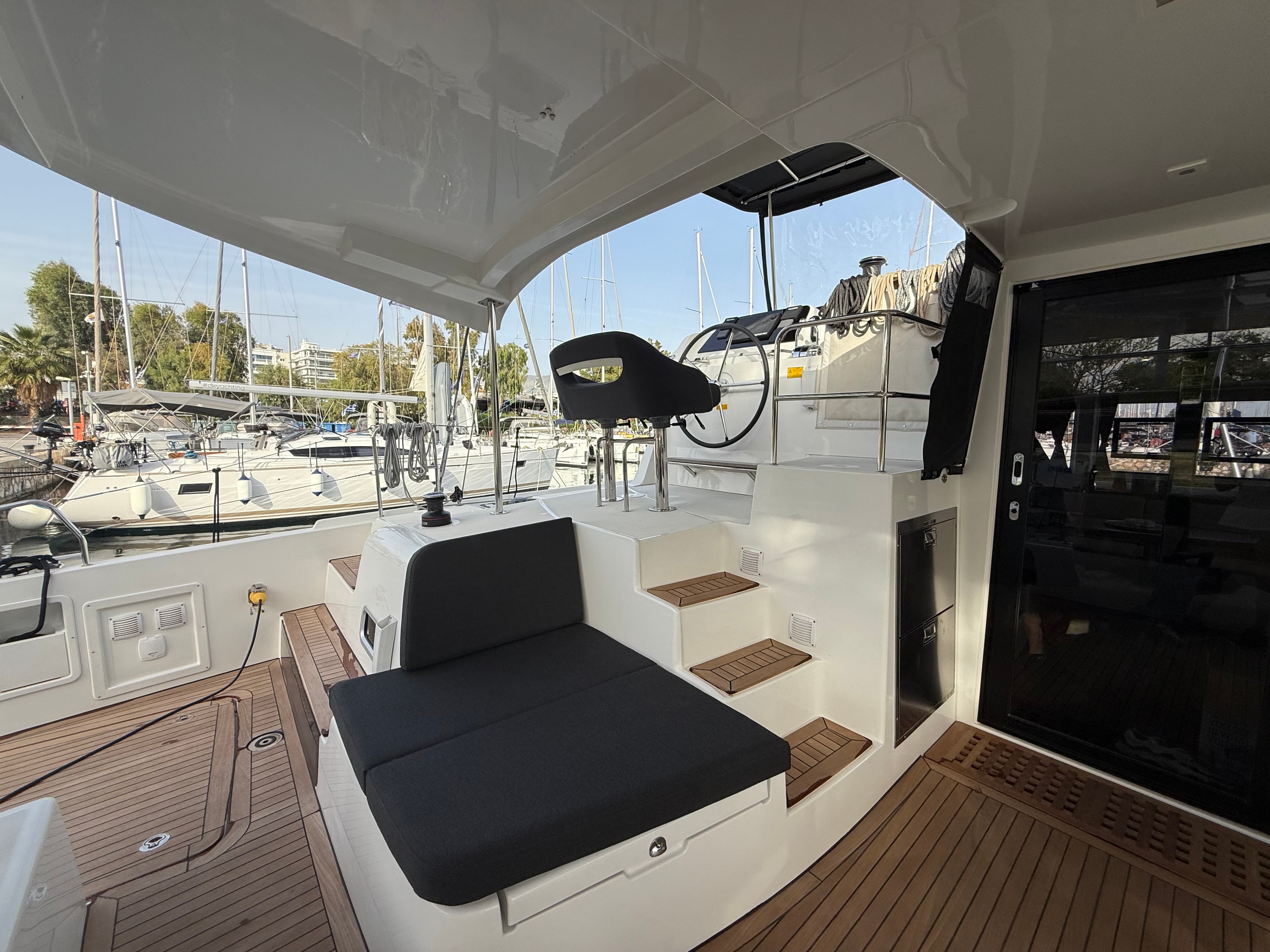 Lagoon 42 - photo 10