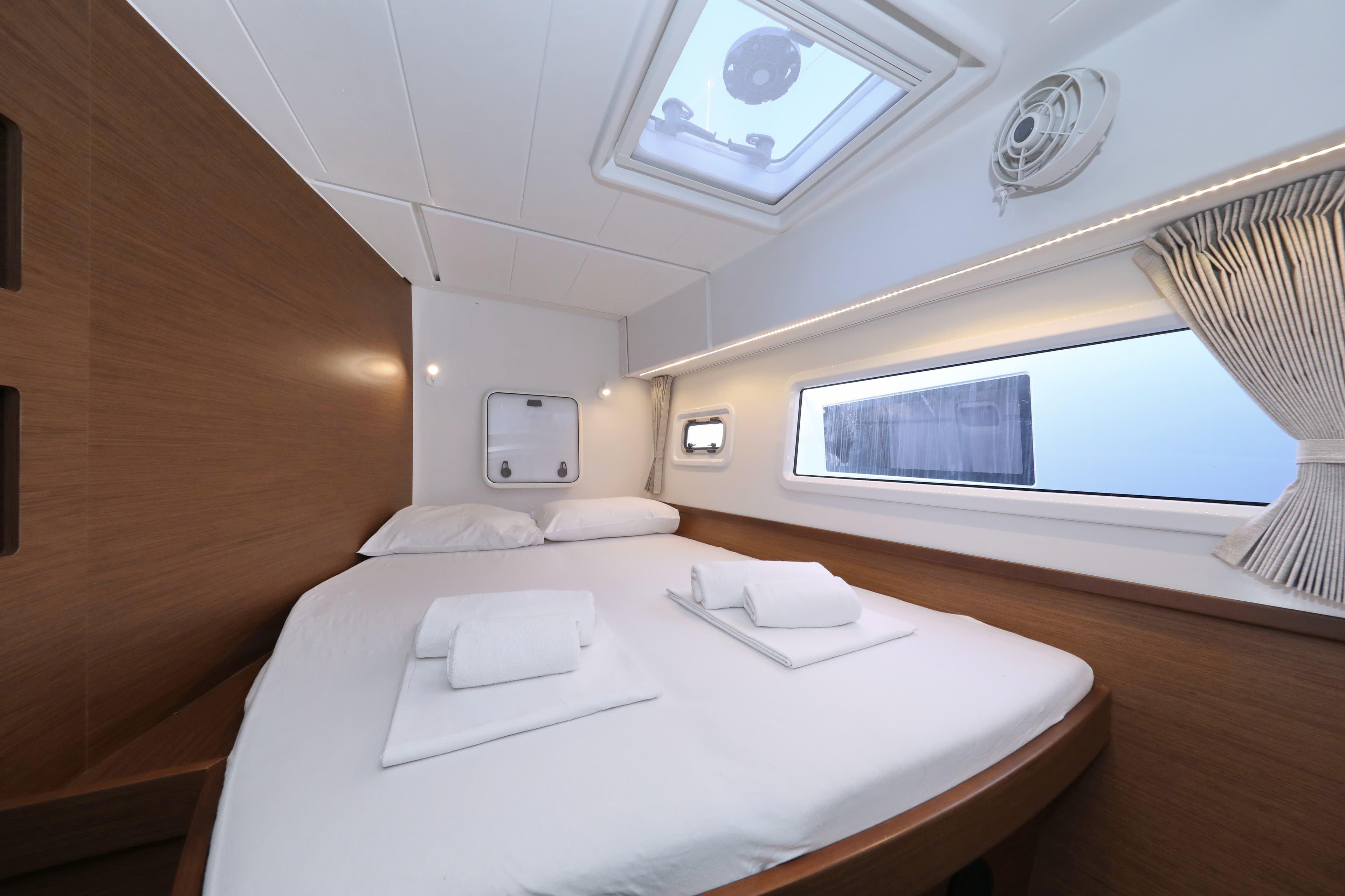 Lagoon 42 - photo 49