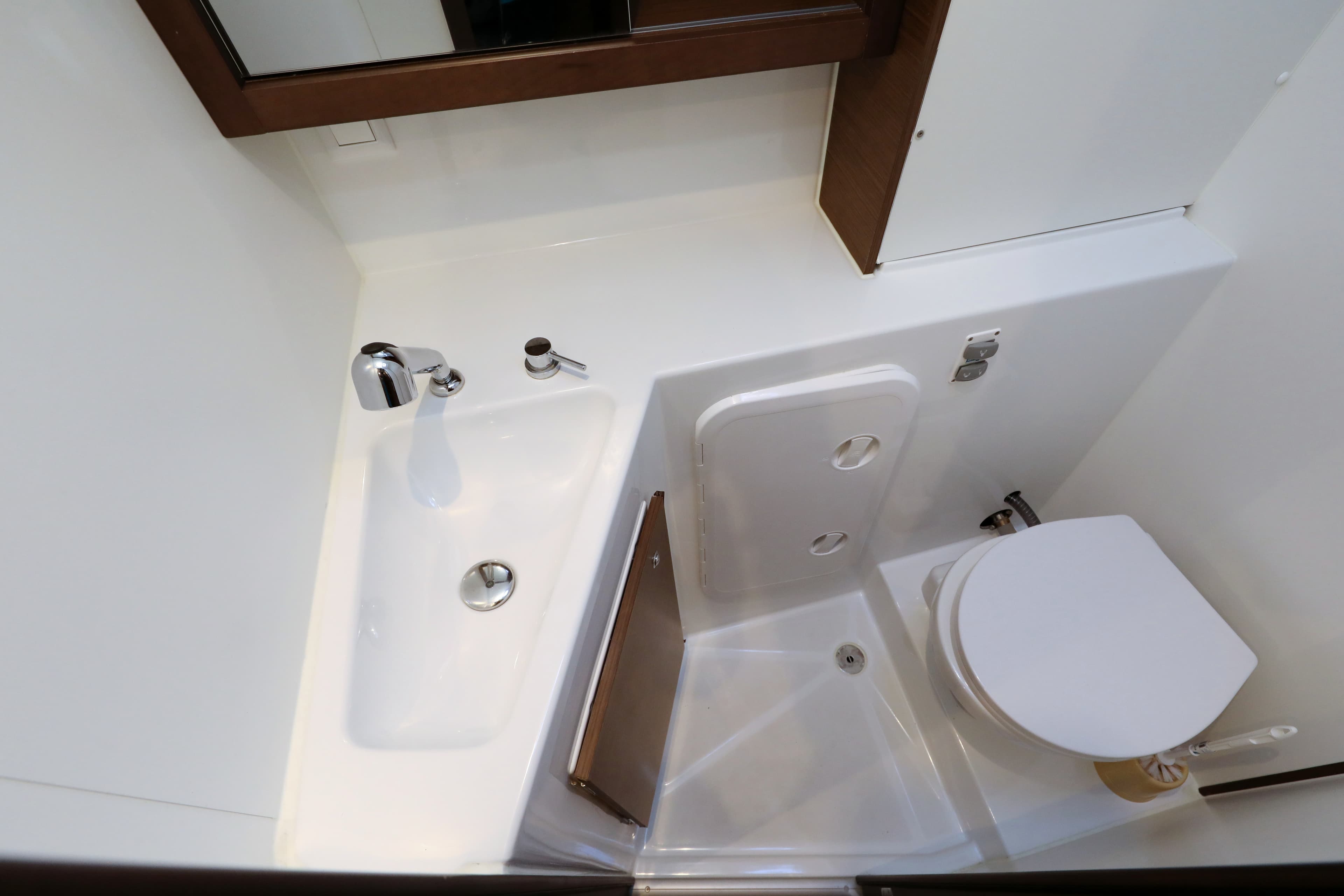 Lagoon 42 - photo 54