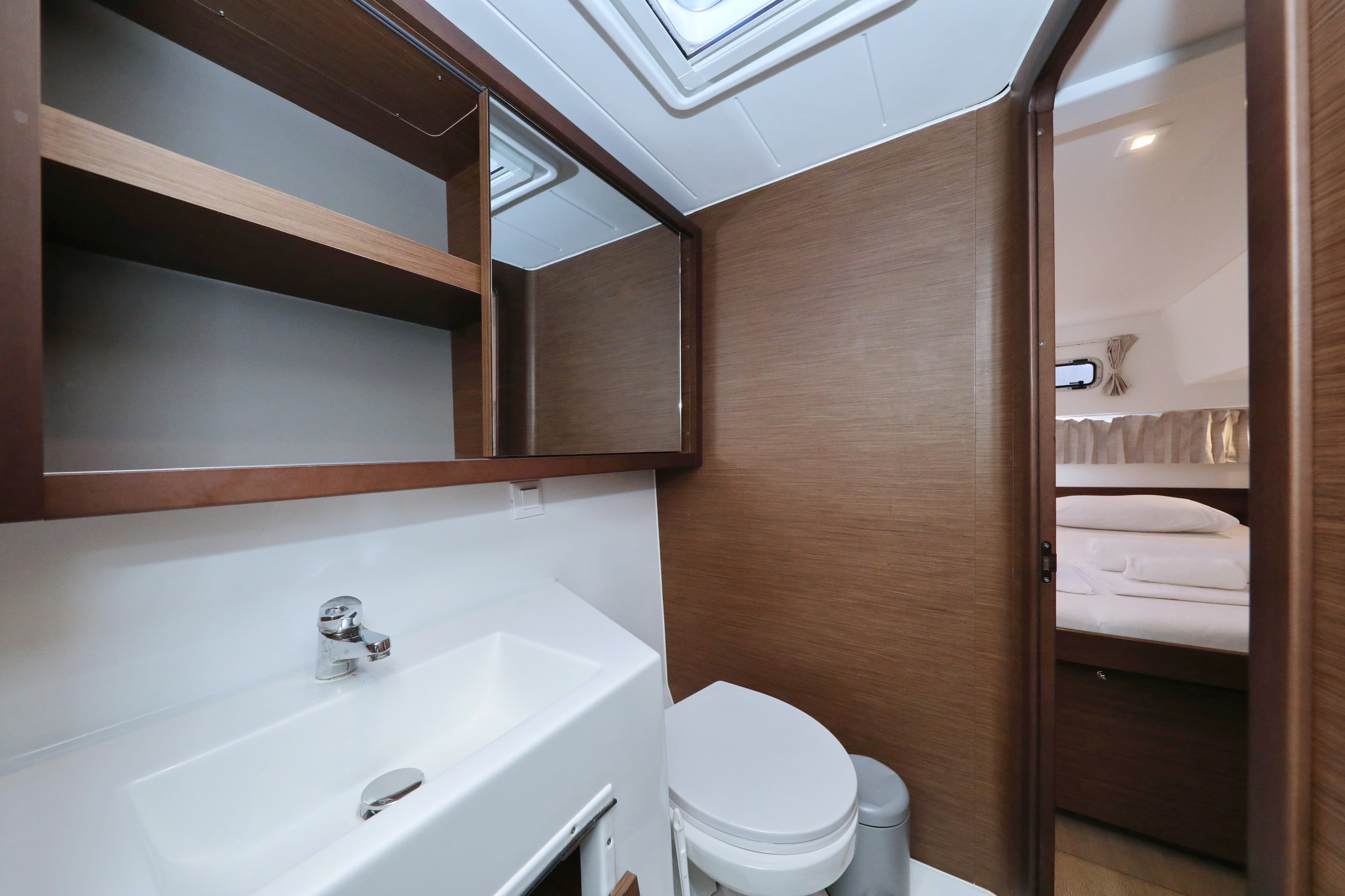 Lagoon 42 - photo 31