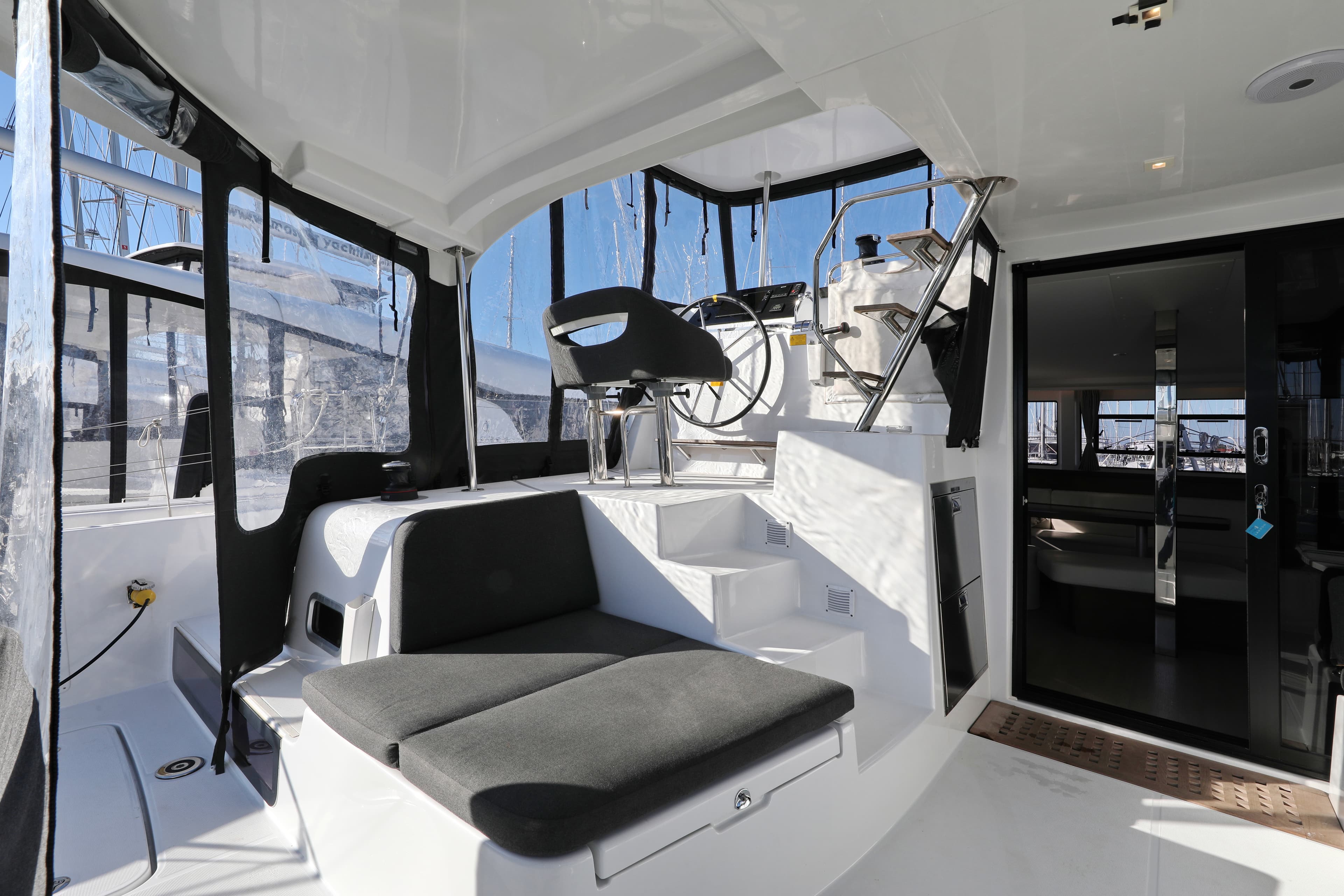 Lagoon 42 - photo 78