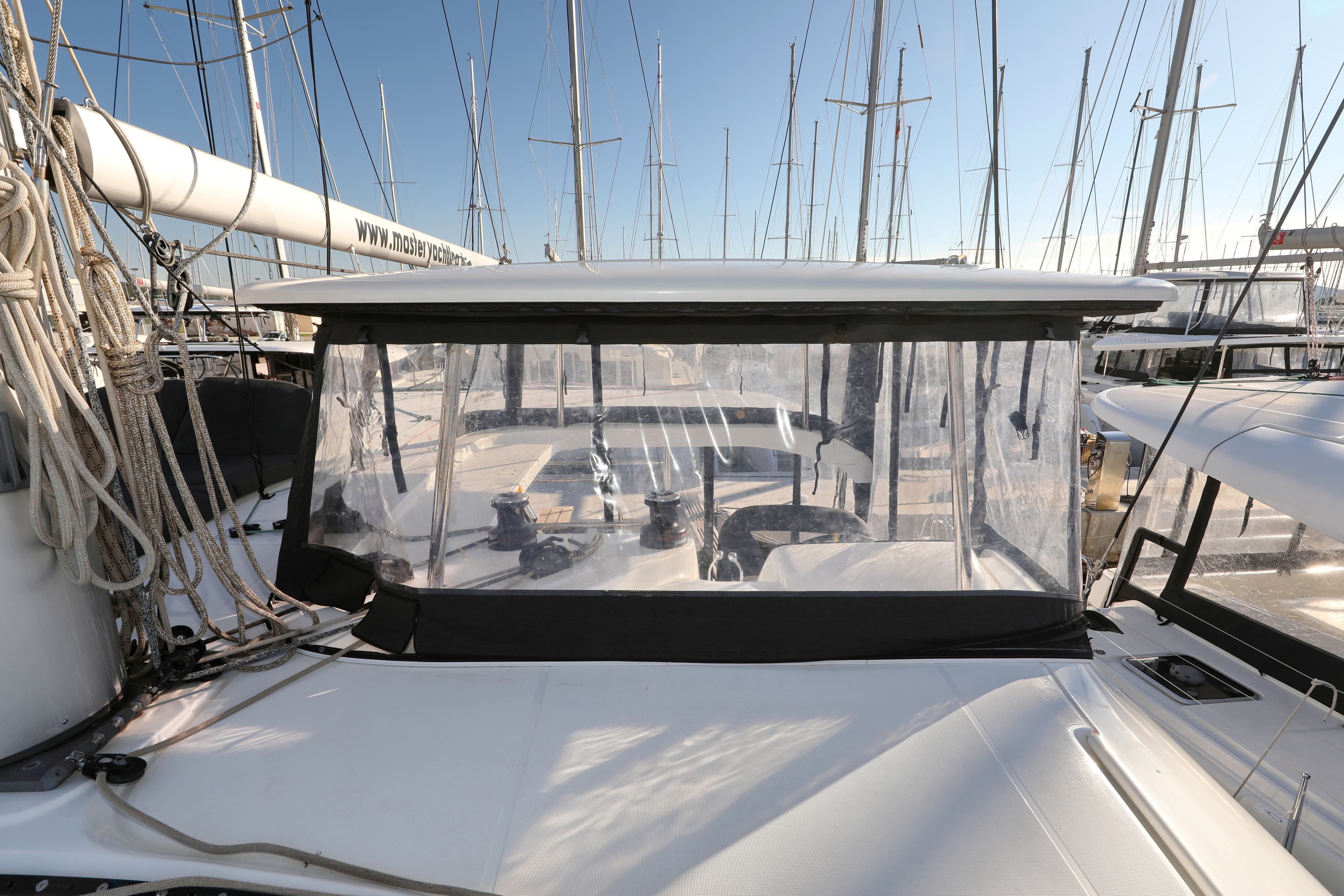 Lagoon 42 - photo 18