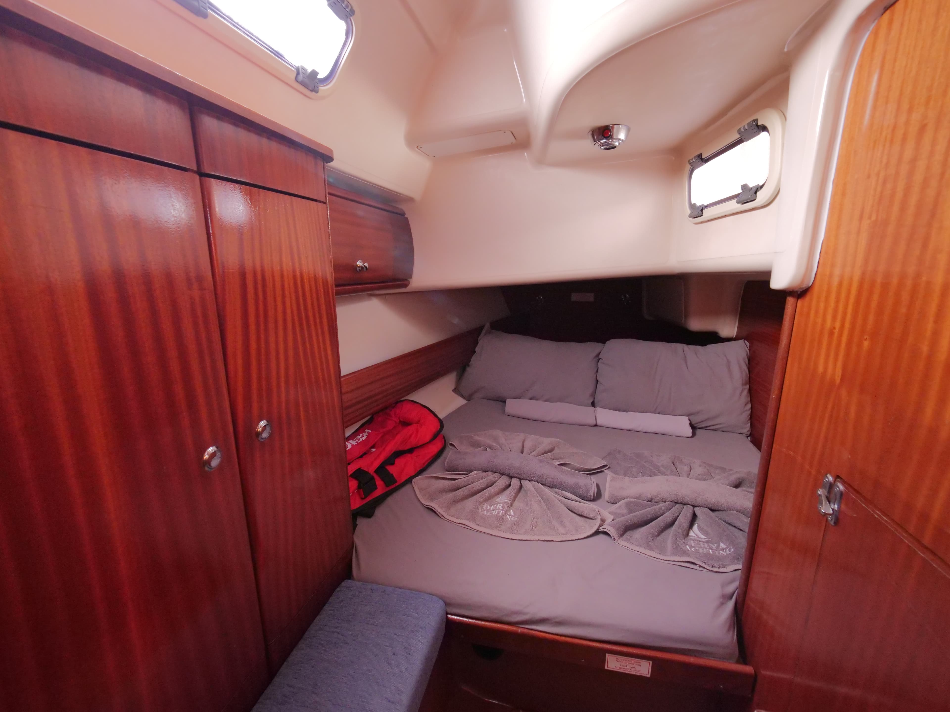 Bavaria 36 - photo 20