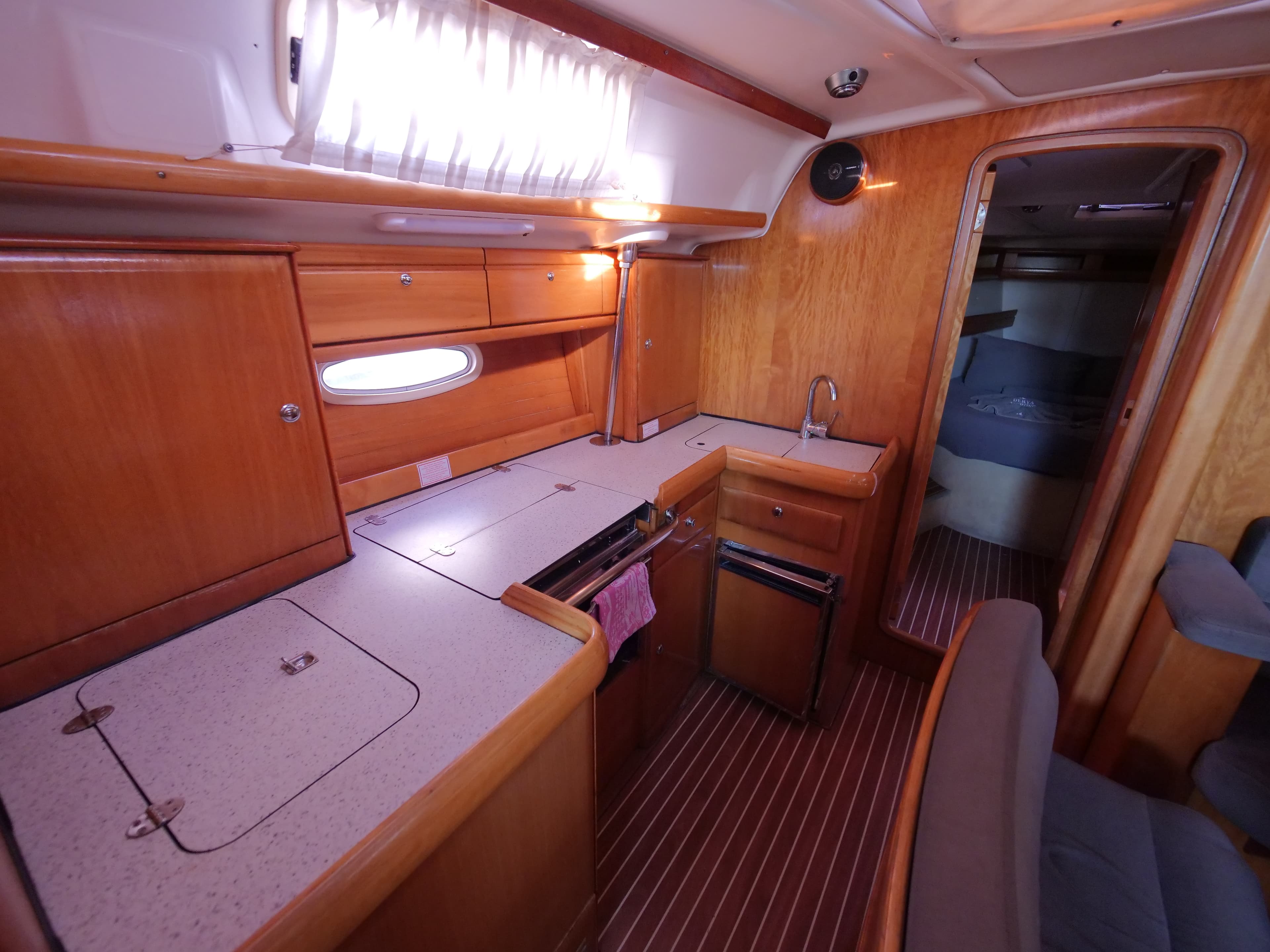 Bavaria 42 - photo 16