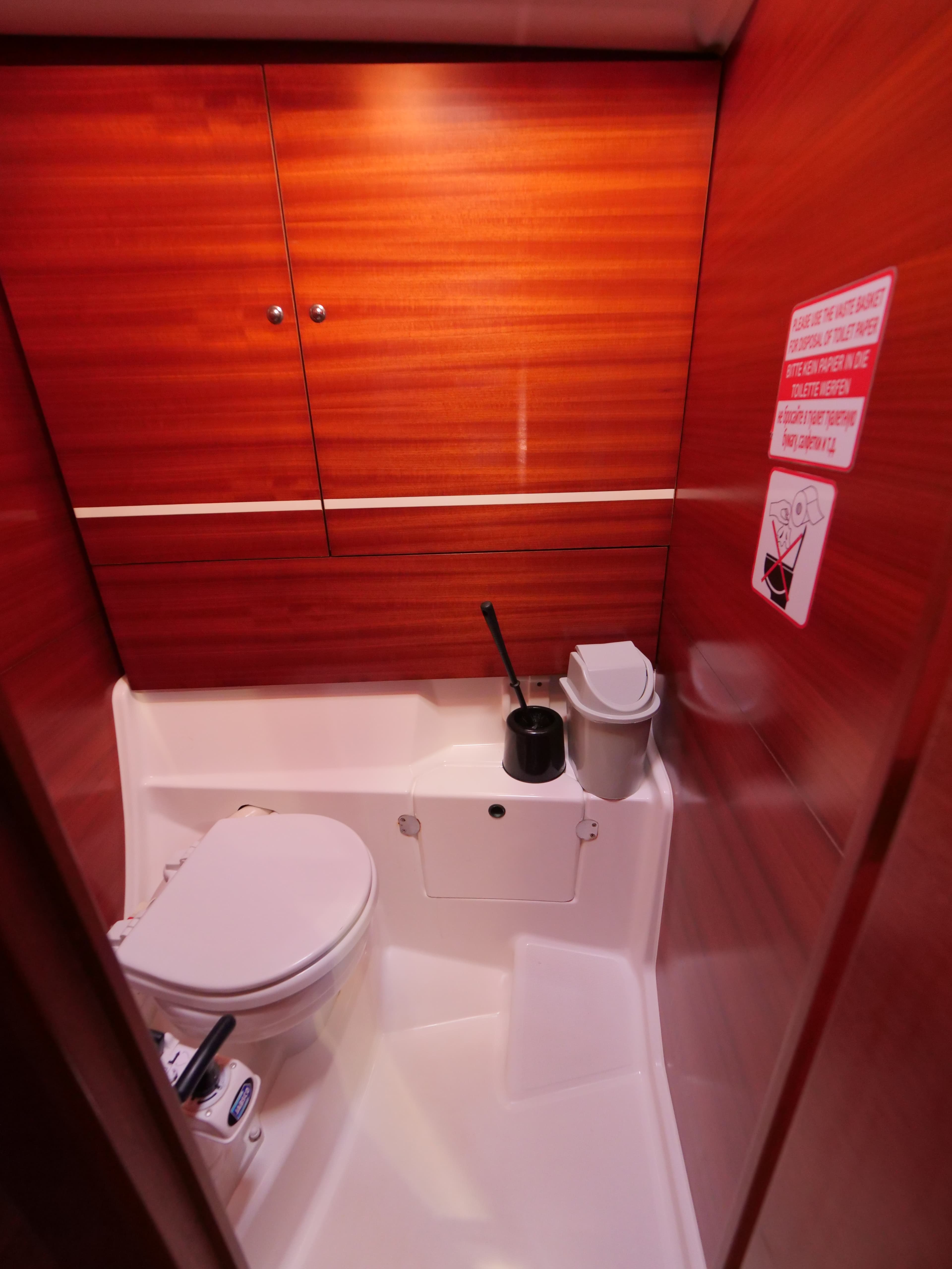 Dufour 445 Grand Large - photo 10