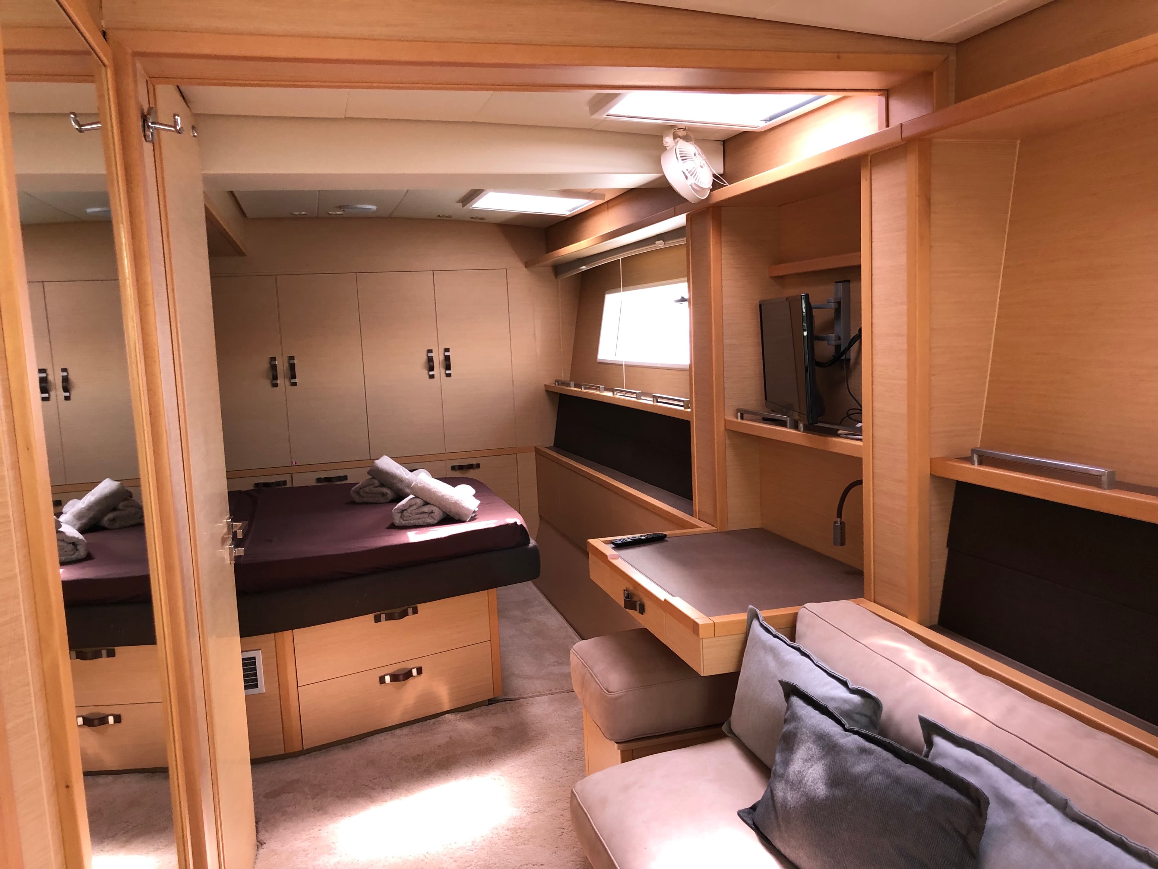 Lagoon 620 - photo 16