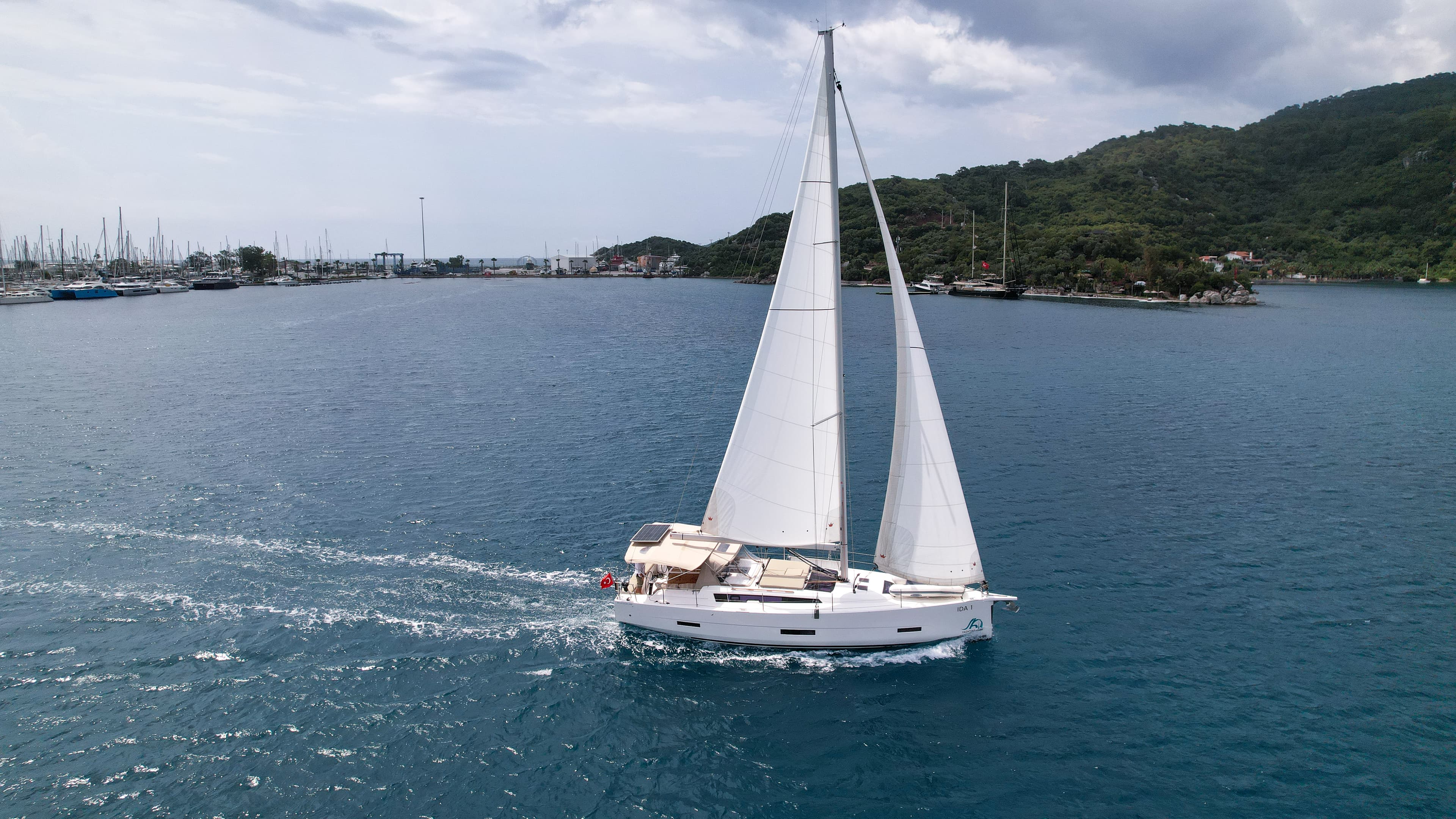 Dufour 430 - photo 17