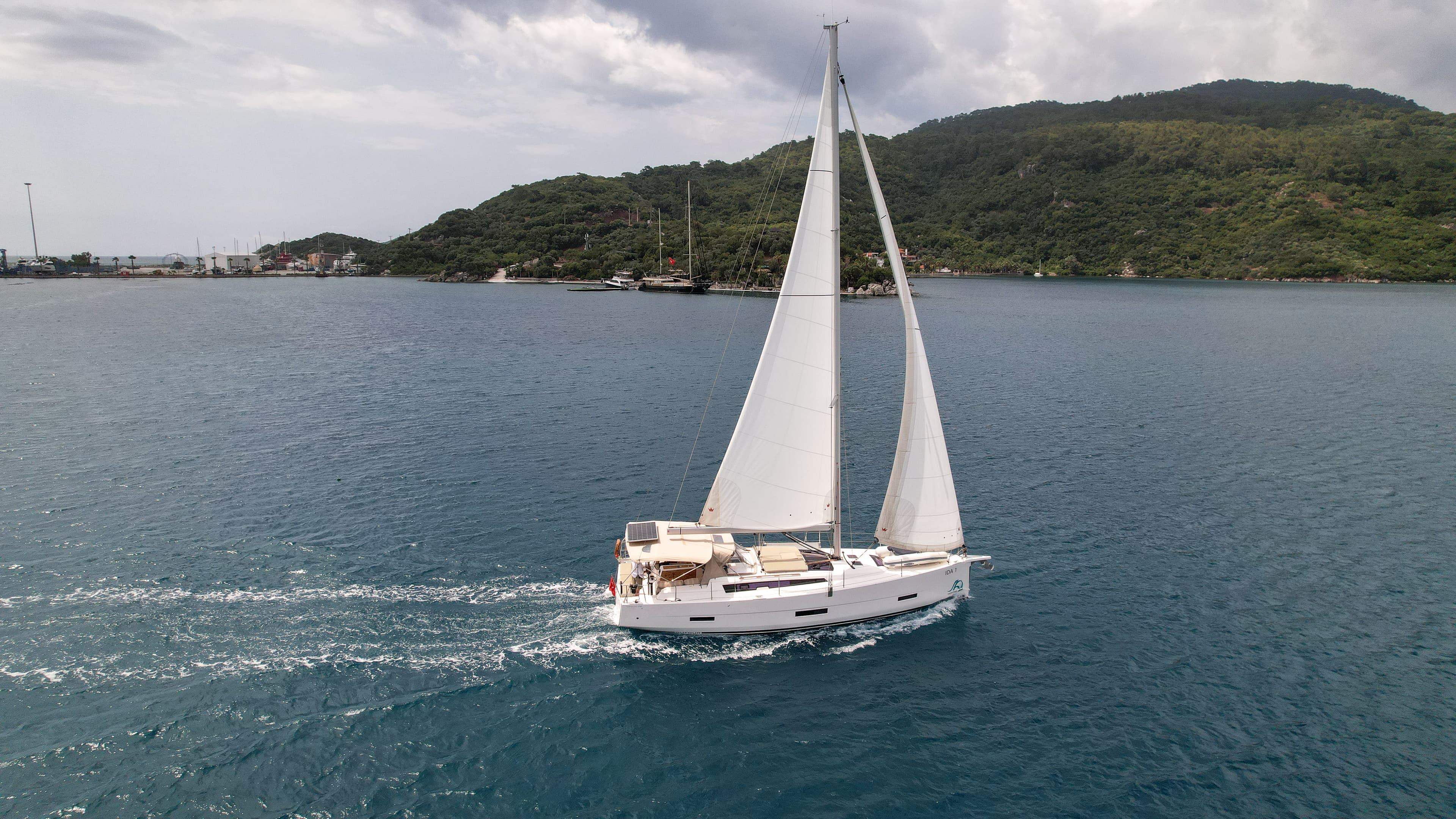 Dufour 430 - photo 35