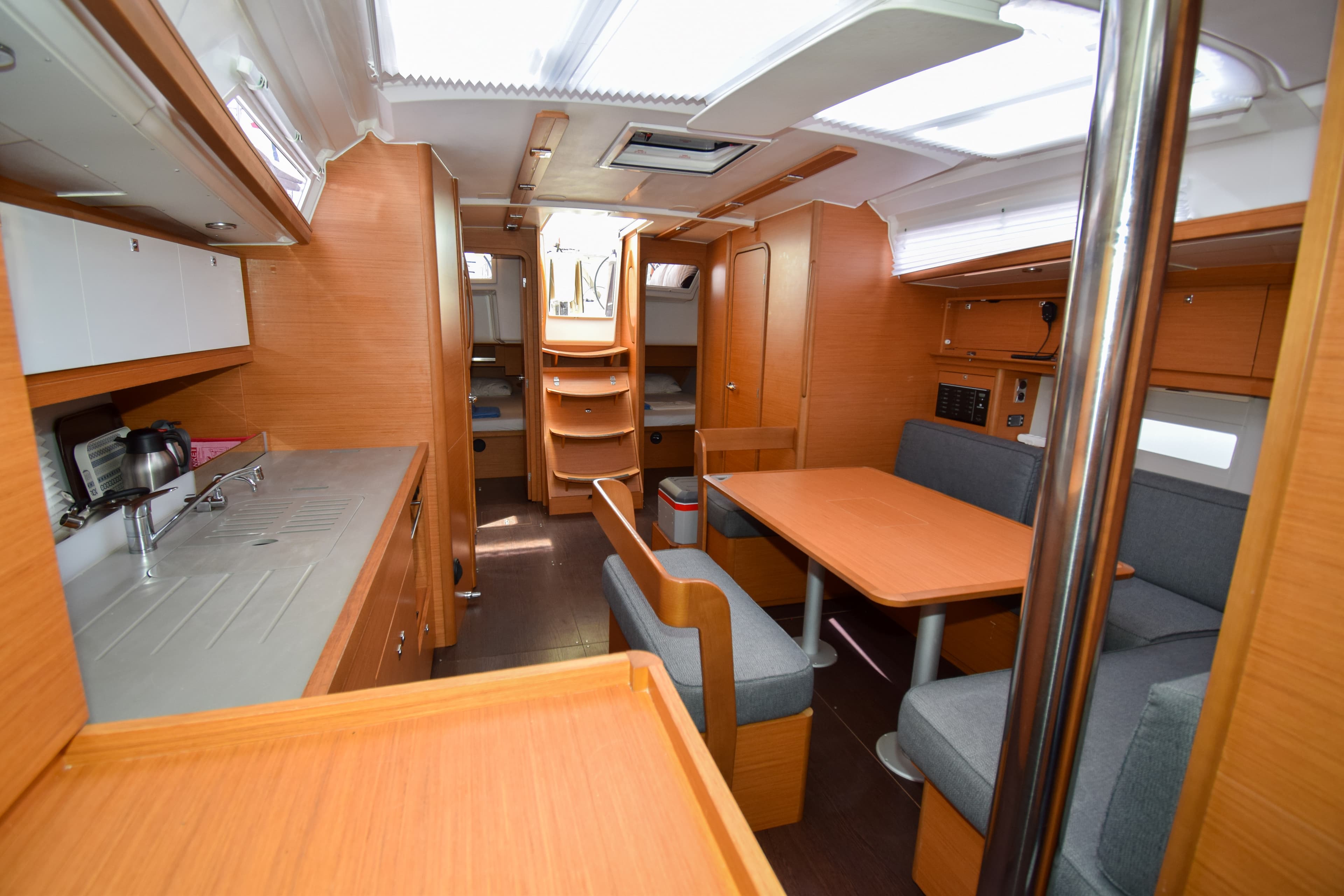 Dufour 430 - photo 36