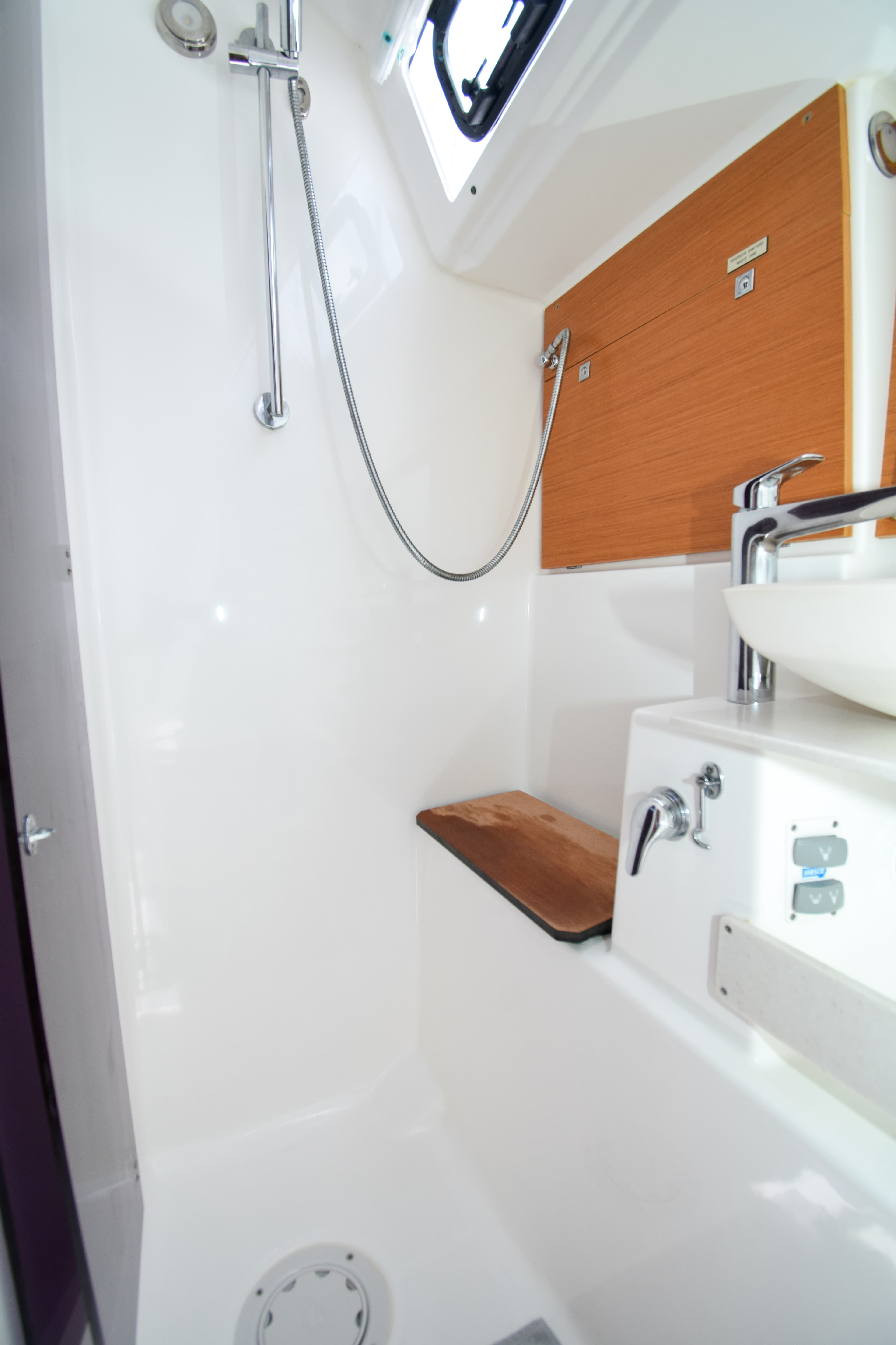 Dufour 430 - photo 30