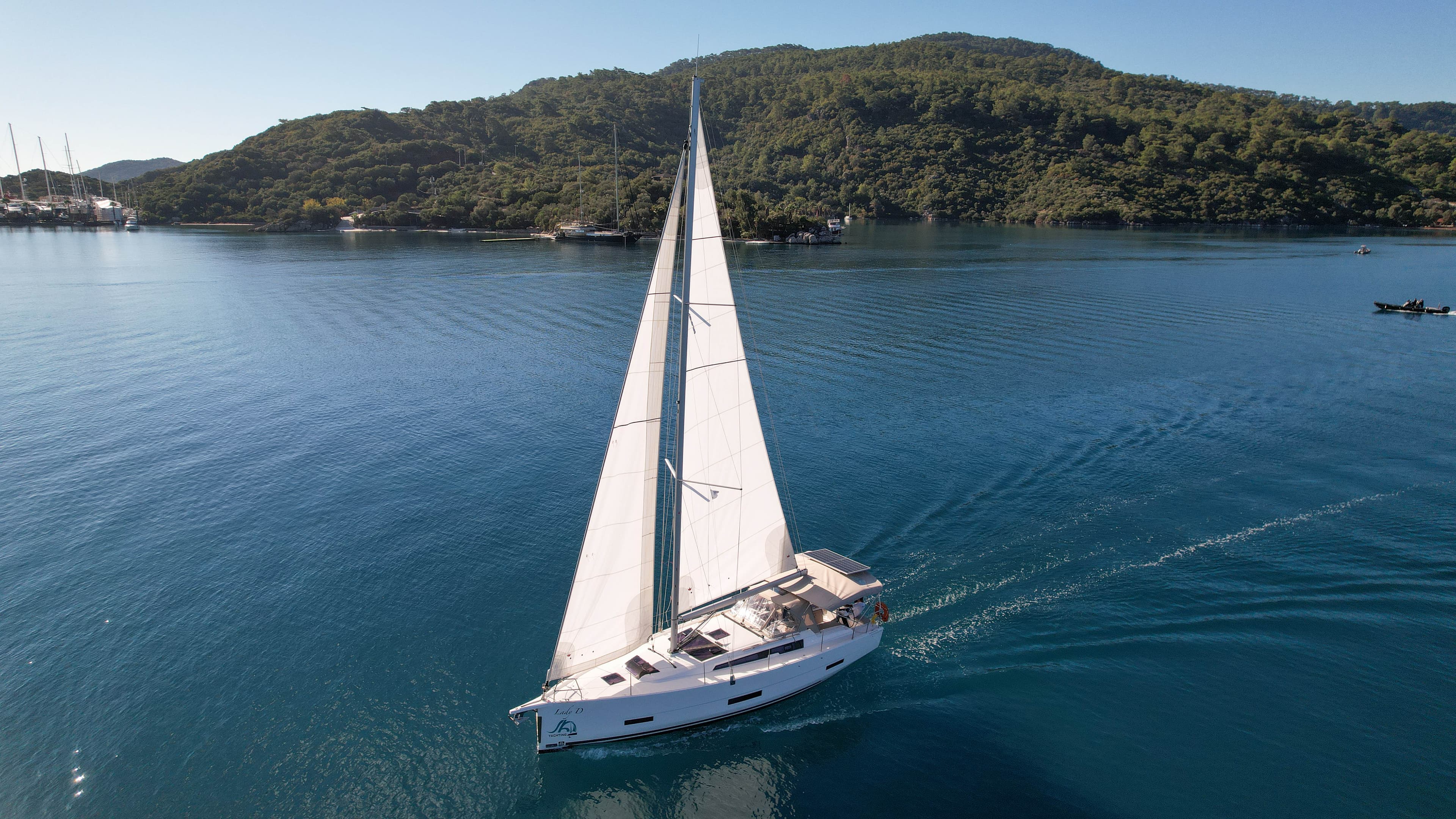 Dufour 390 - photo 35