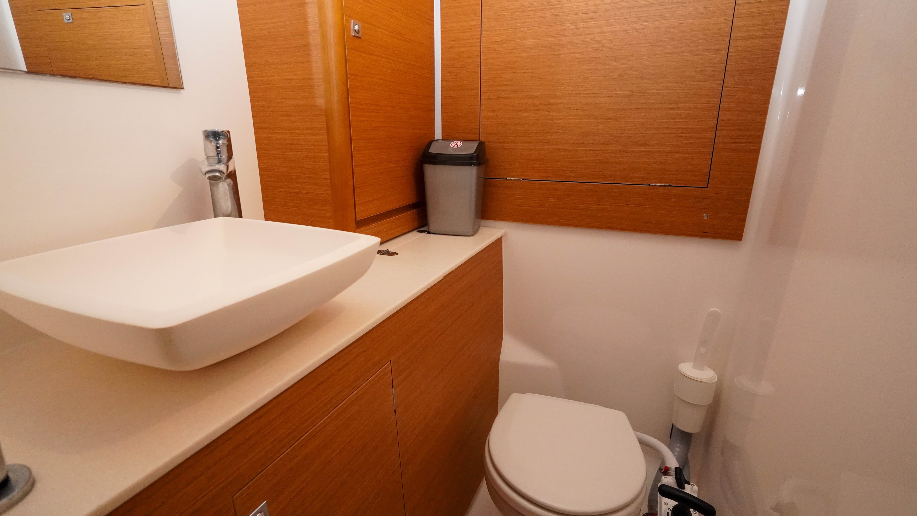 Dufour 390 - photo 55