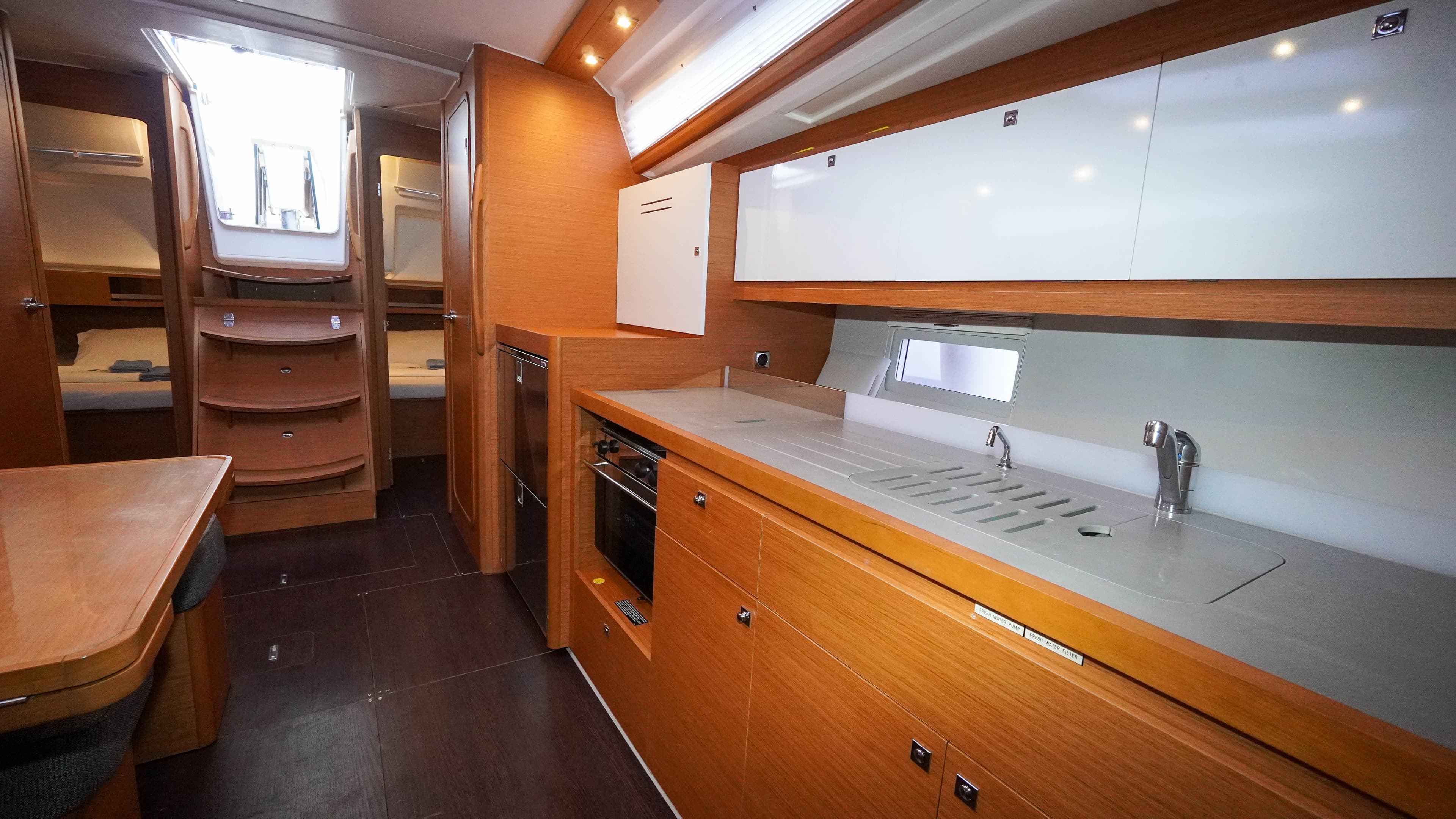 Dufour 390 - photo 7