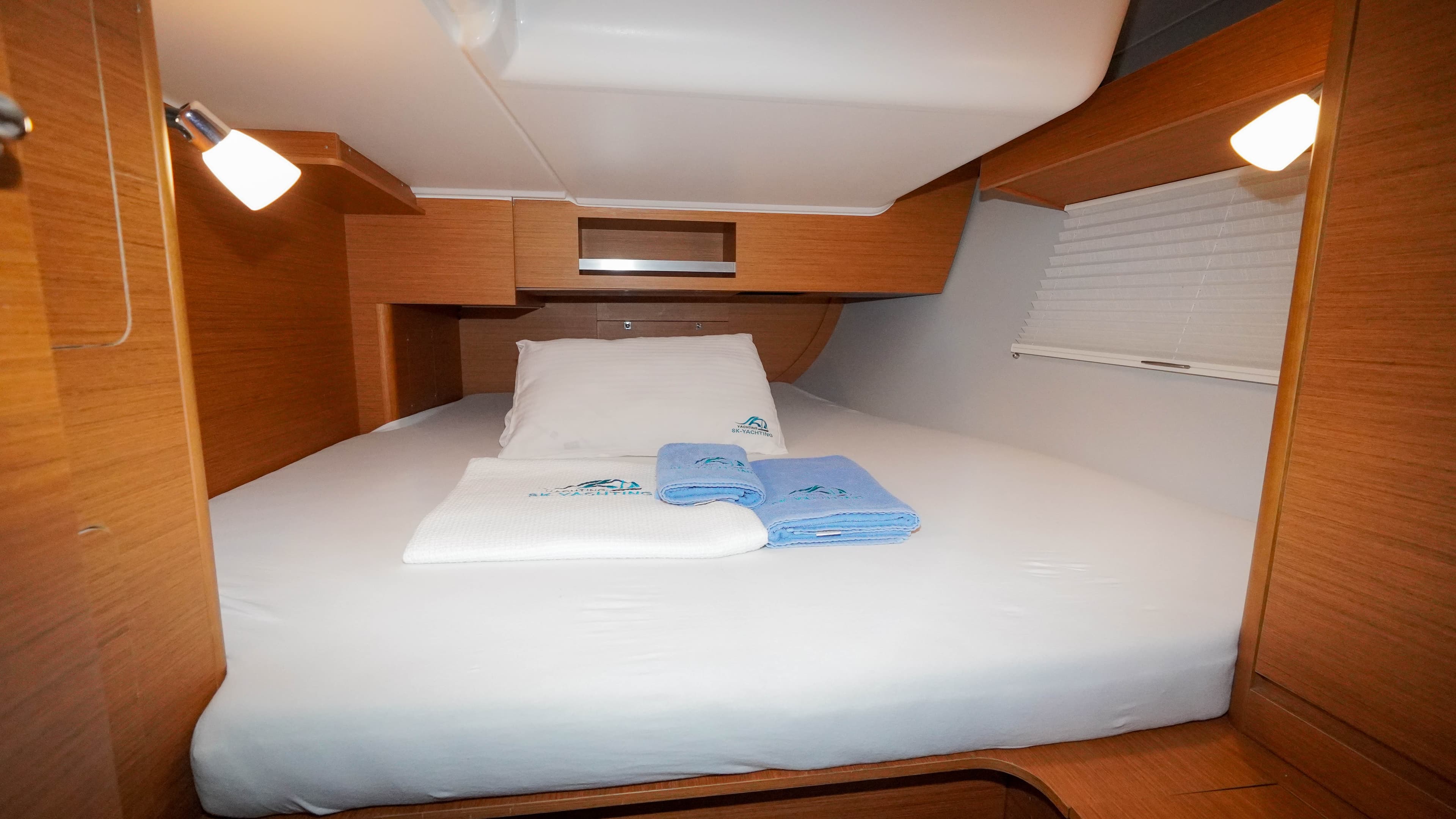 Dufour 390 - photo 27