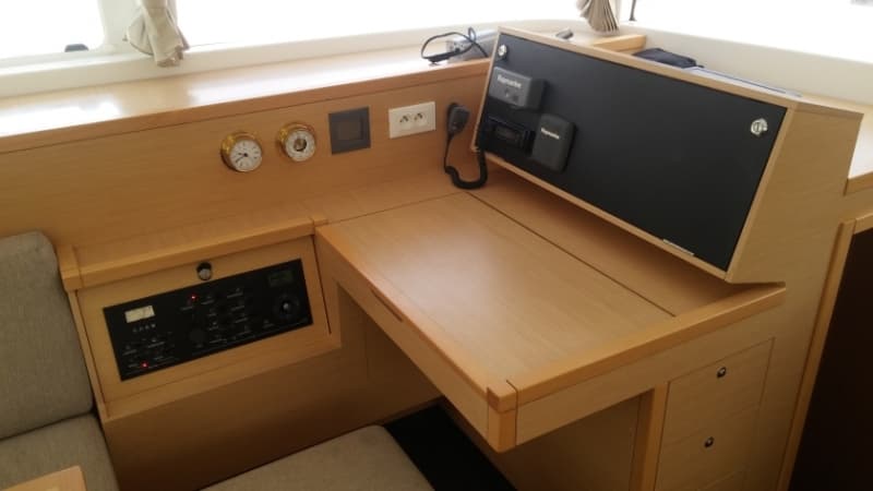 Lagoon 400 S2 - photo 12