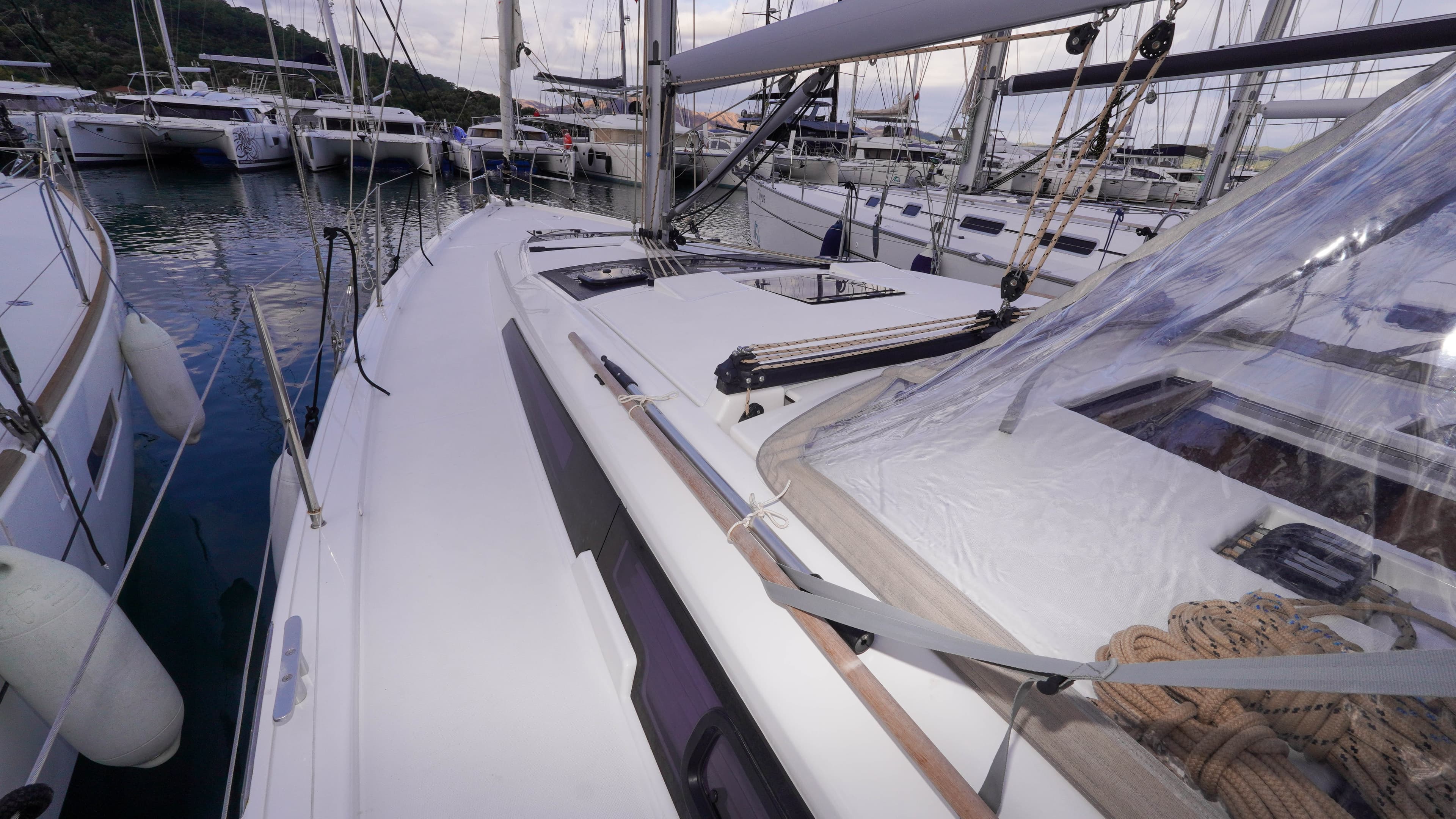 Dufour 390 - photo 12