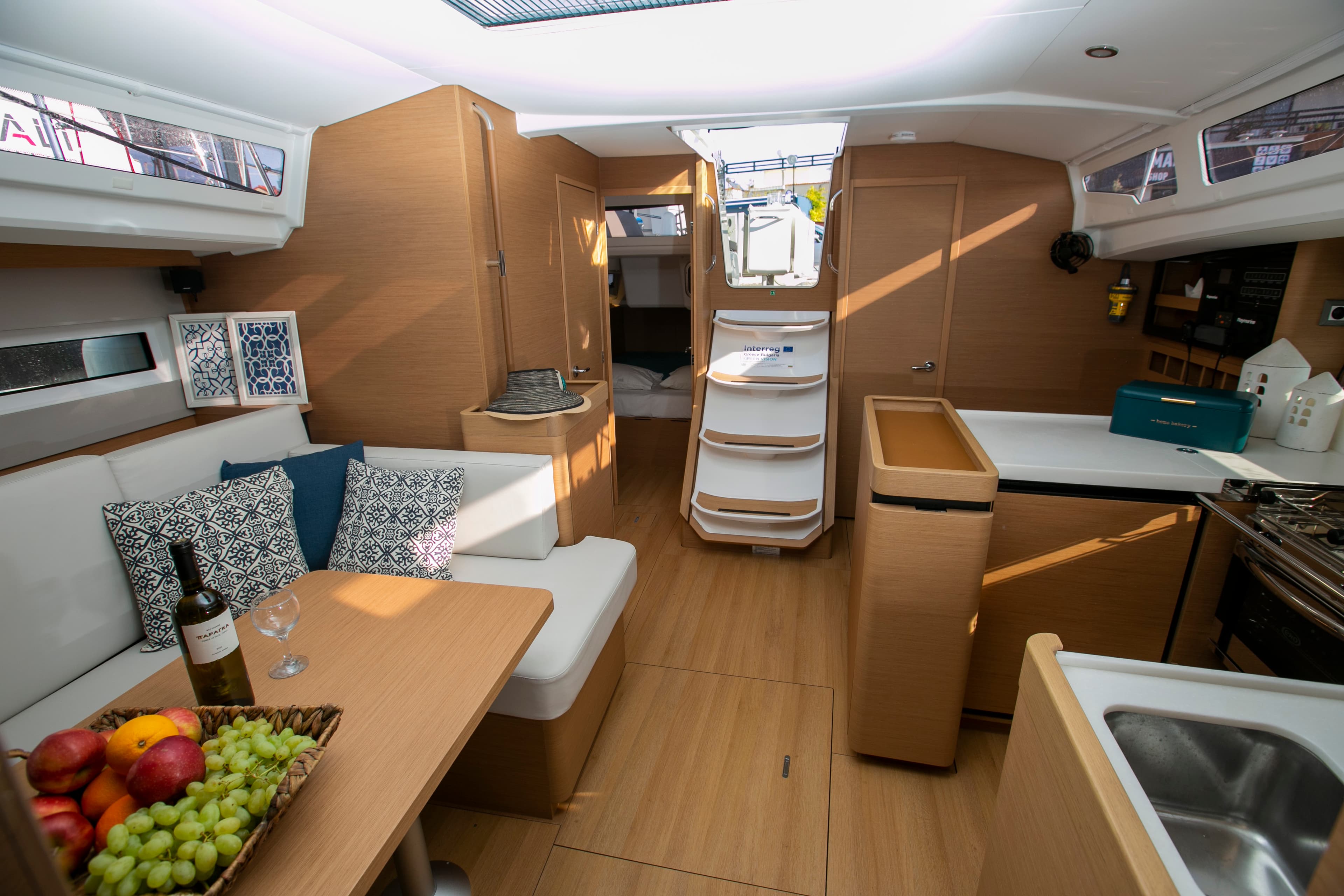 Sun Odyssey 440 - photo 6