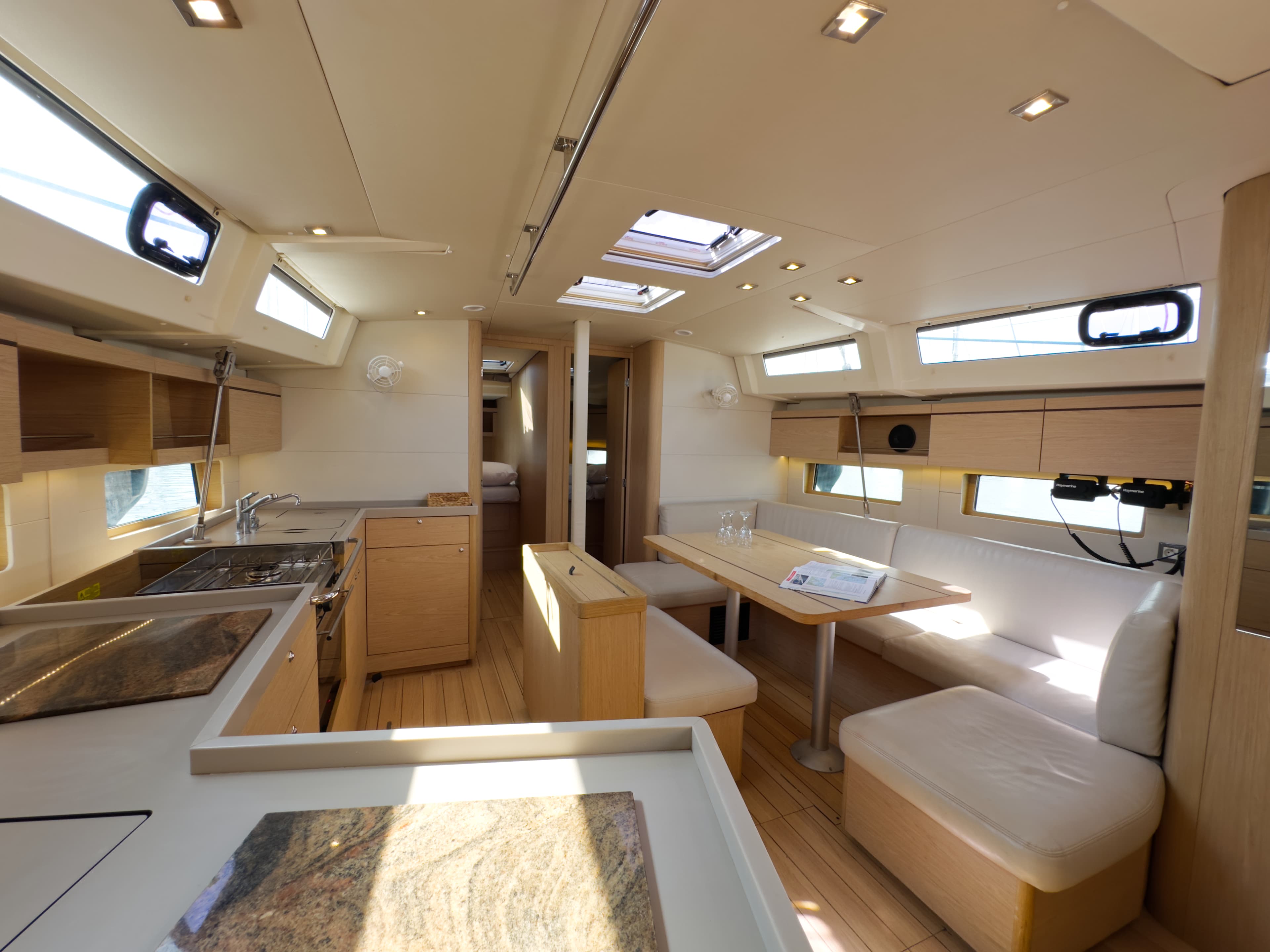 Oceanis 46.1 - photo 14