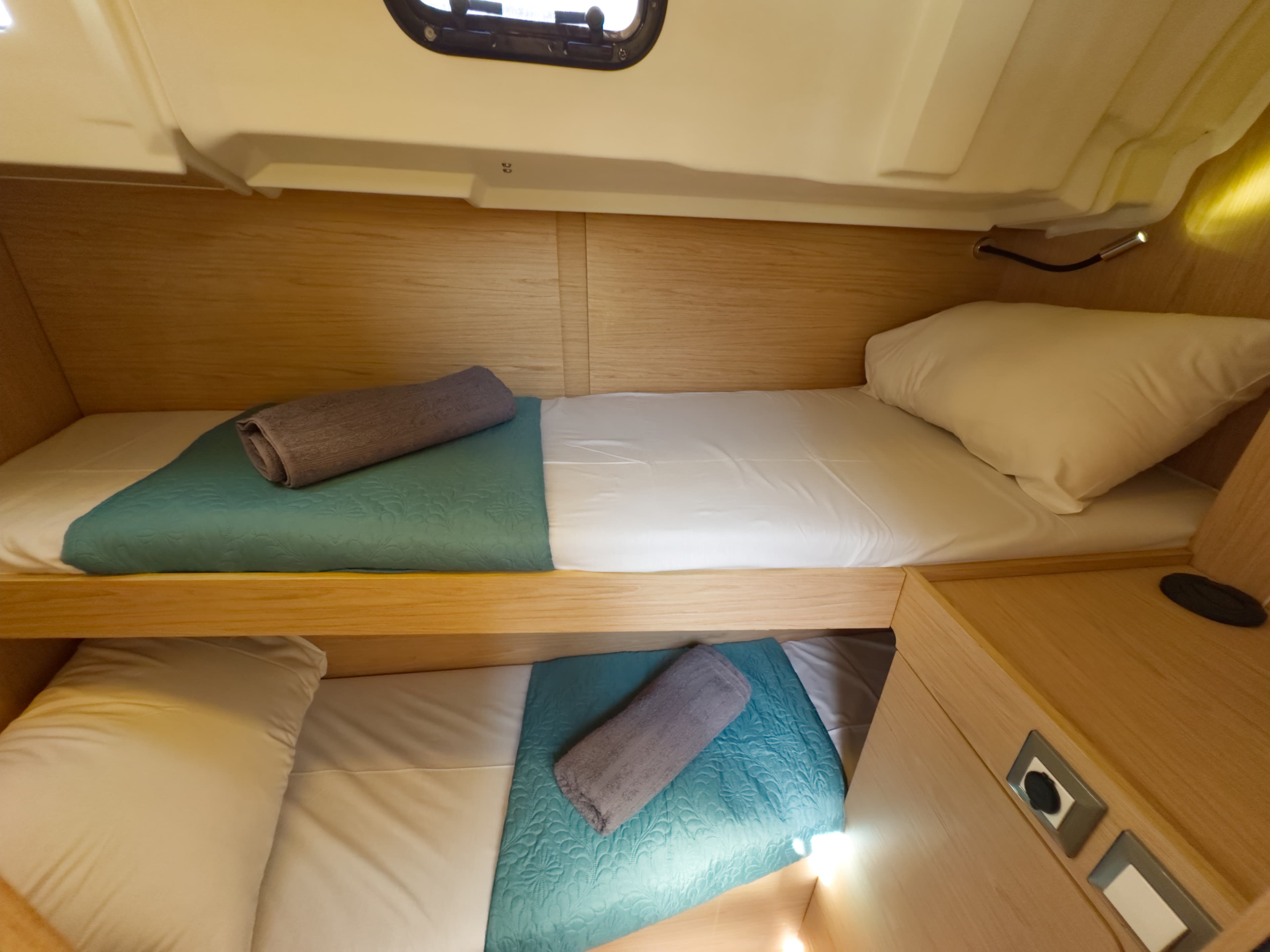 Oceanis 46.1 - photo 24