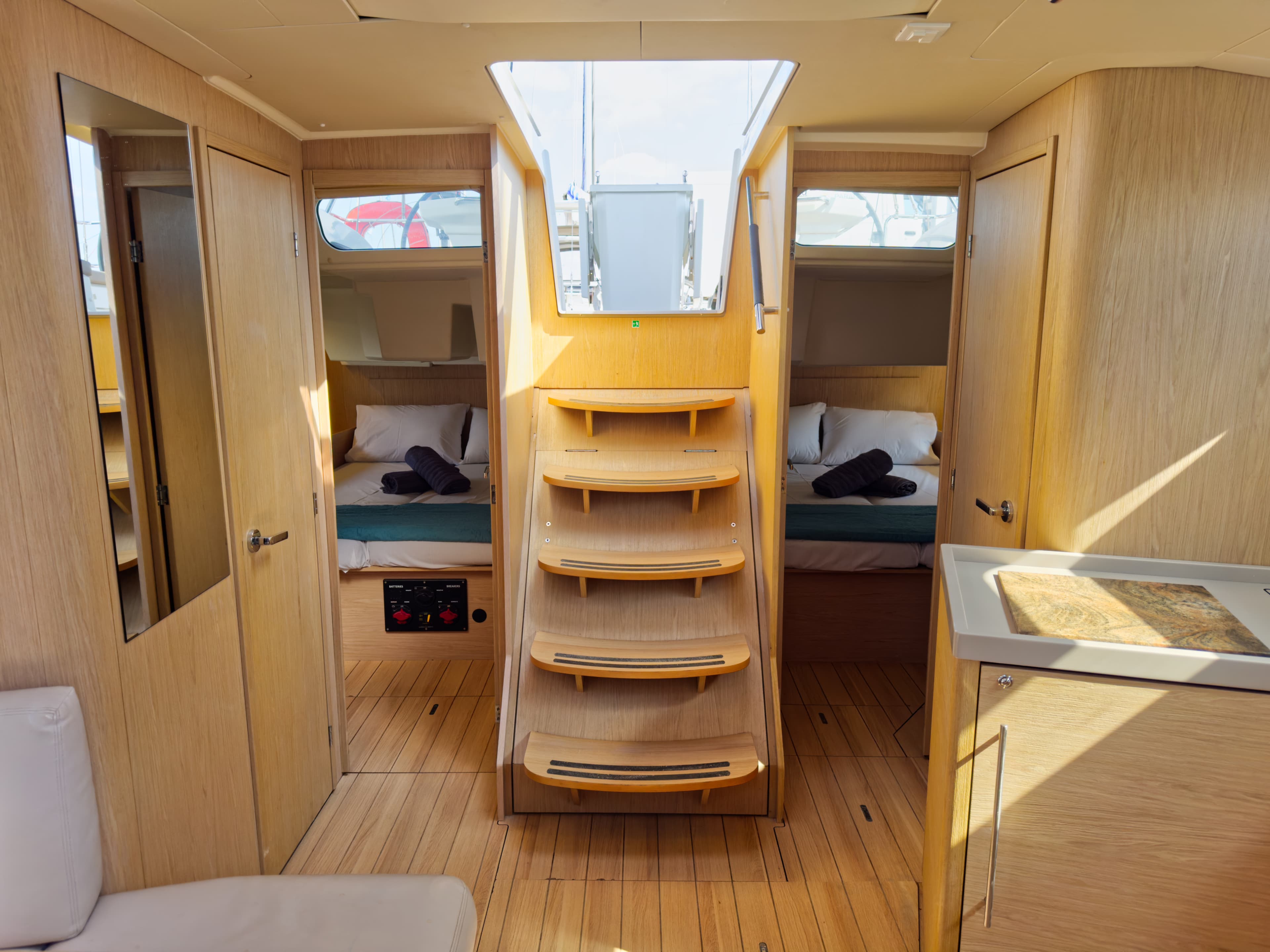 Oceanis 46.1 - photo 27