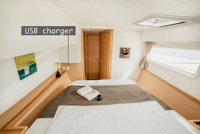 Lagoon 42 - photo 20