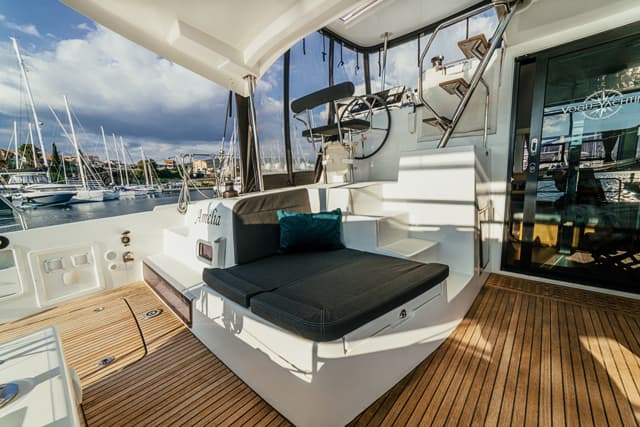 Lagoon 42 - photo 30