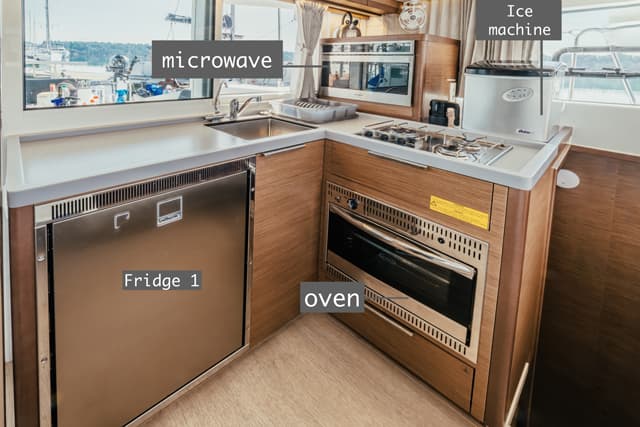 Lagoon 40 - photo 13