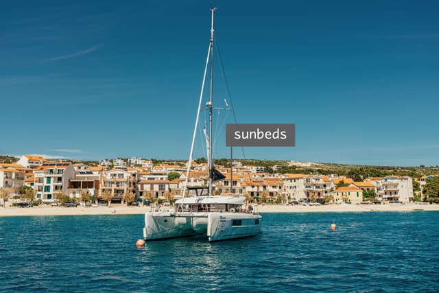 Lagoon 40 - photo 28