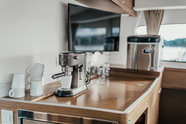 Lagoon 42 - photo 12