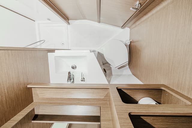 Lagoon 42 - photo 18