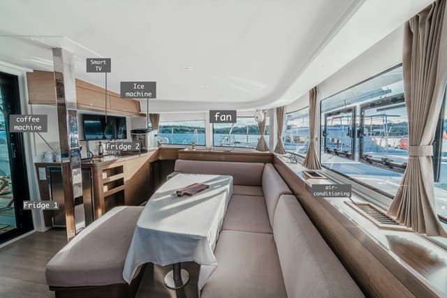 Lagoon 42 - photo 11