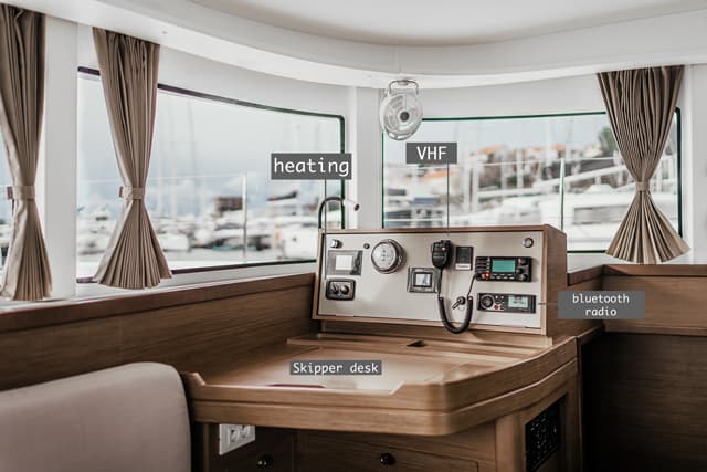 Lagoon 42 - photo 13