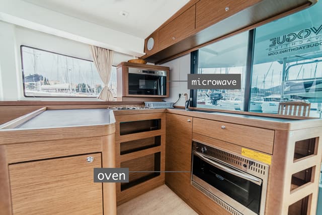 Lagoon 42 - photo 14